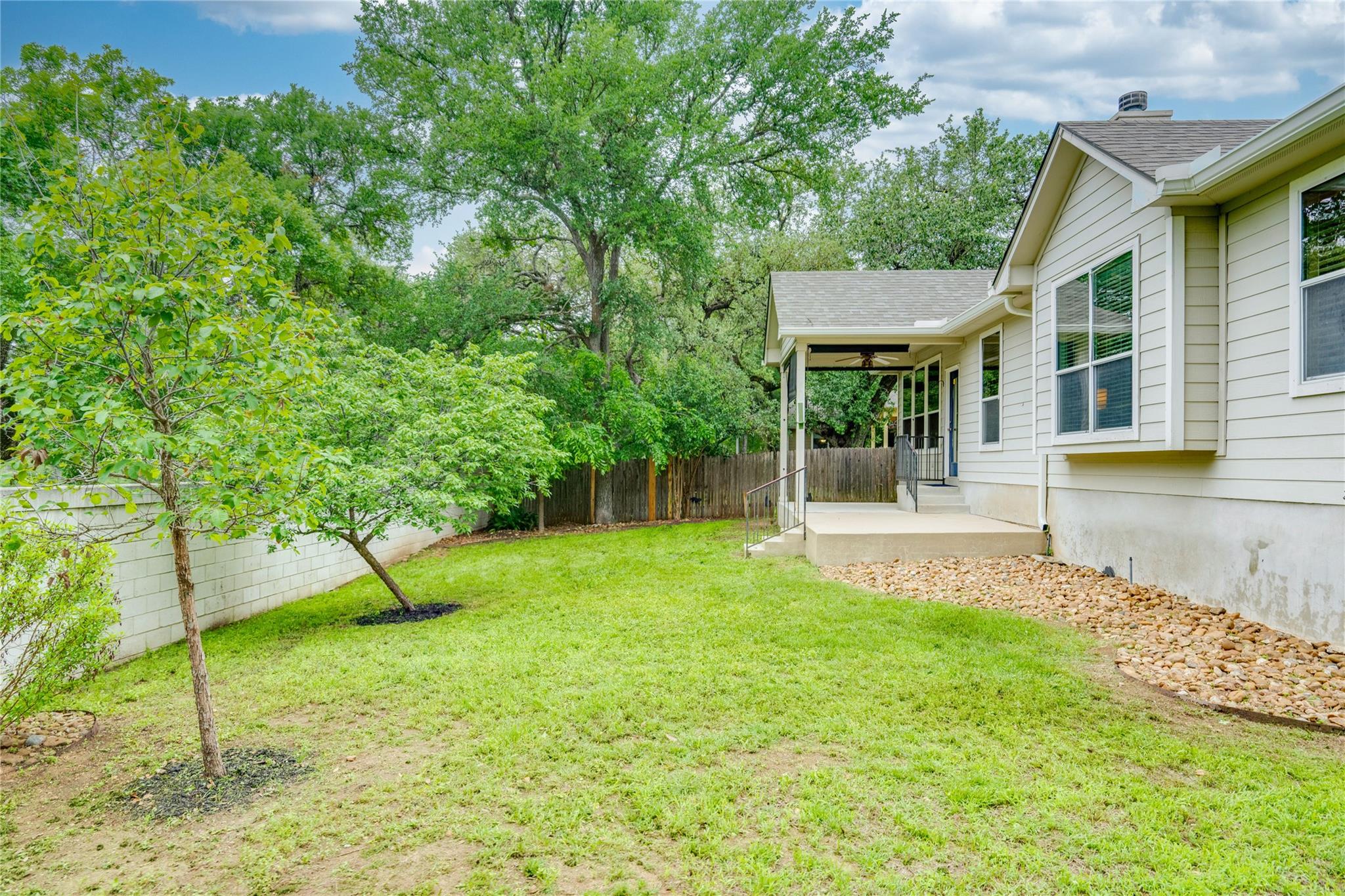 6421 Carrington DR