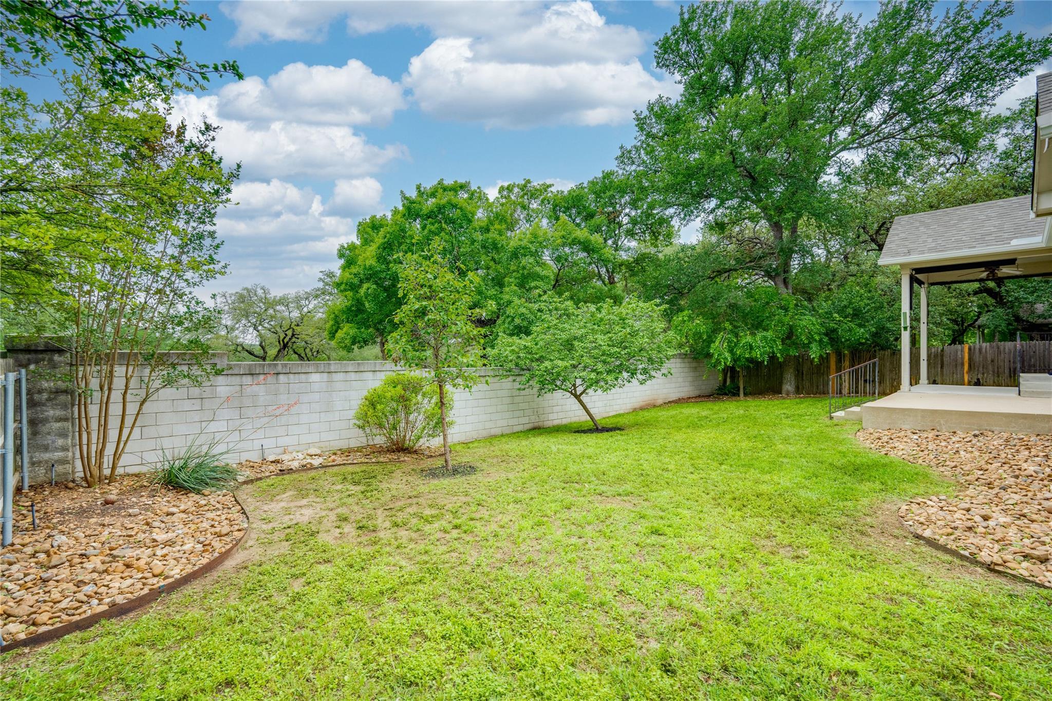 6421 Carrington DR