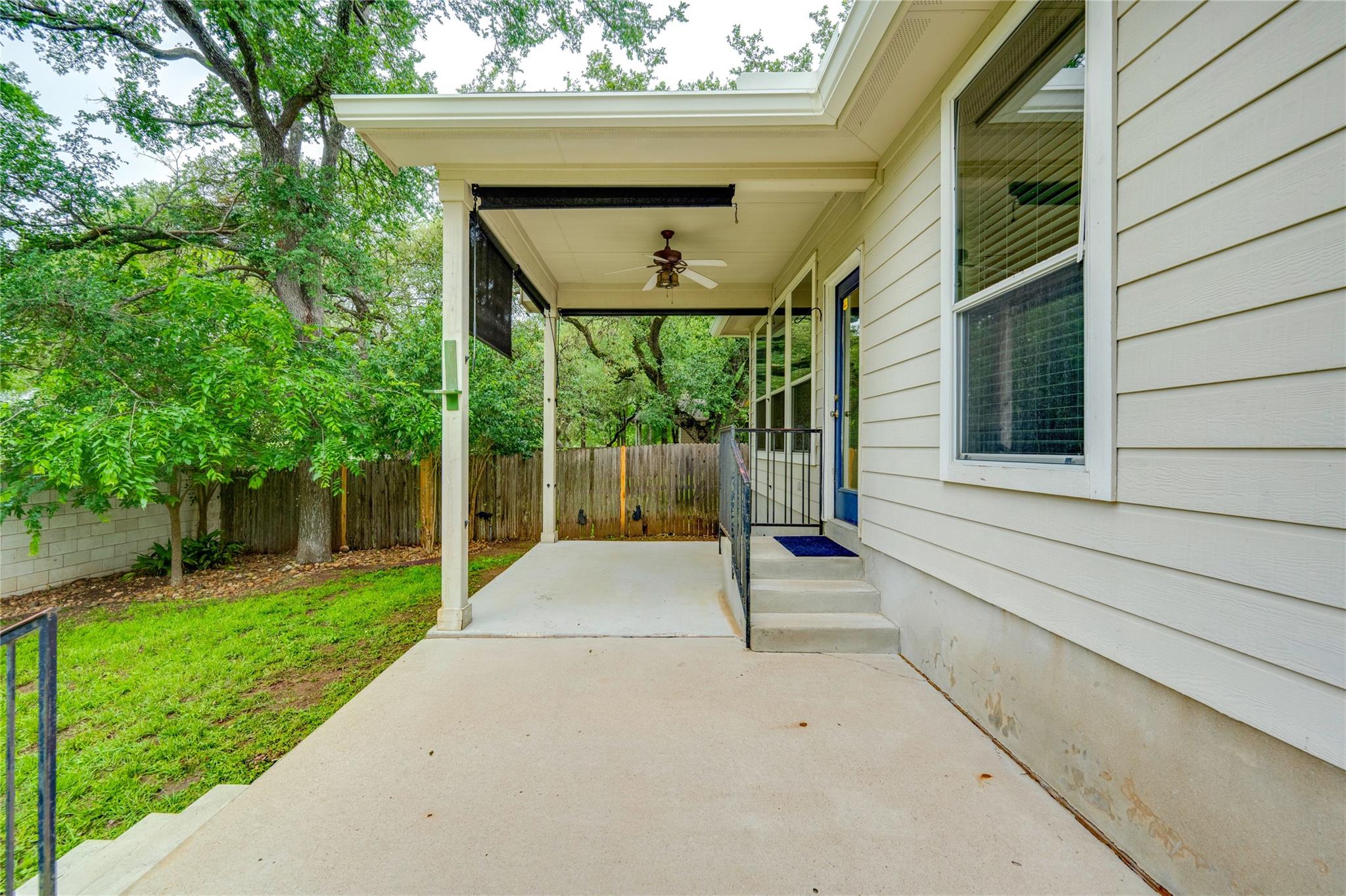 6421 Carrington DR
