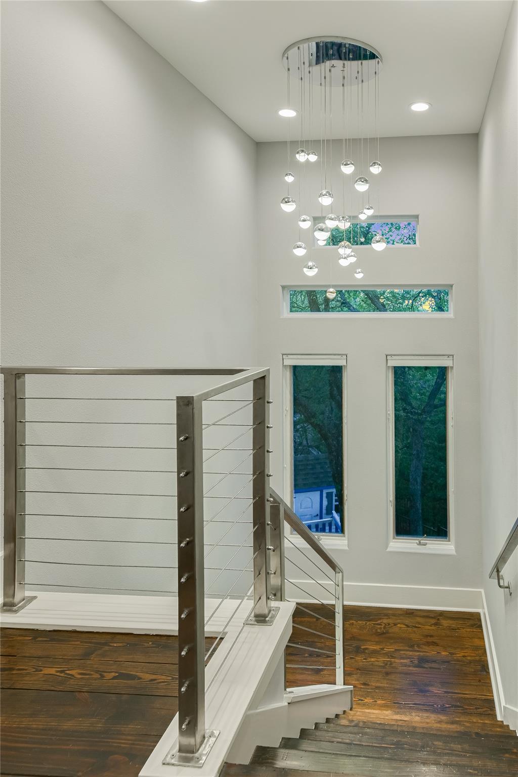 2701 Bartons Bluff LN, Austin