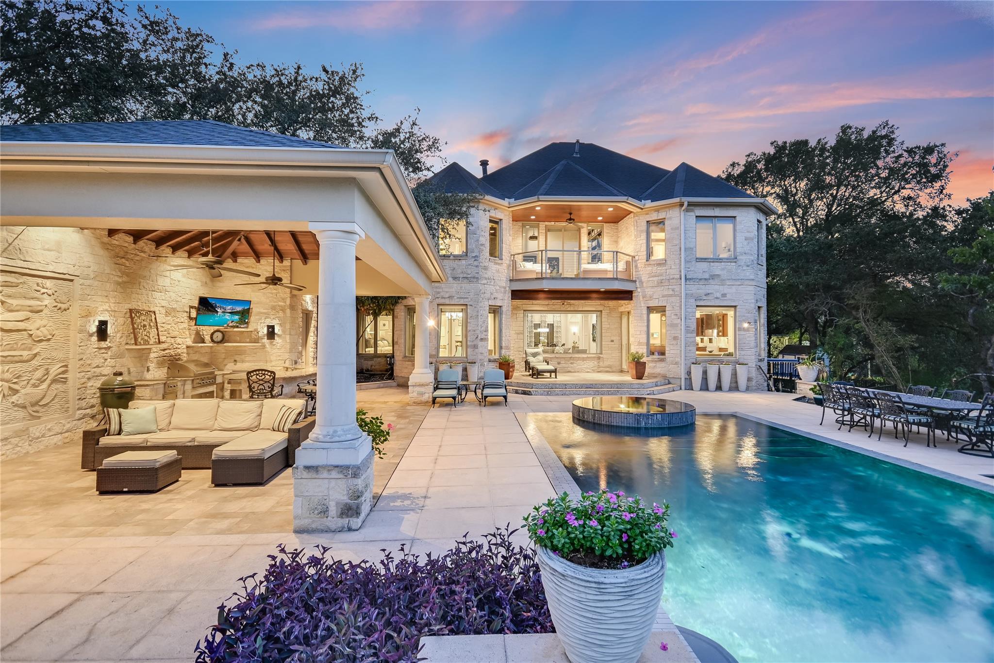 2701 Bartons Bluff LN, Austin