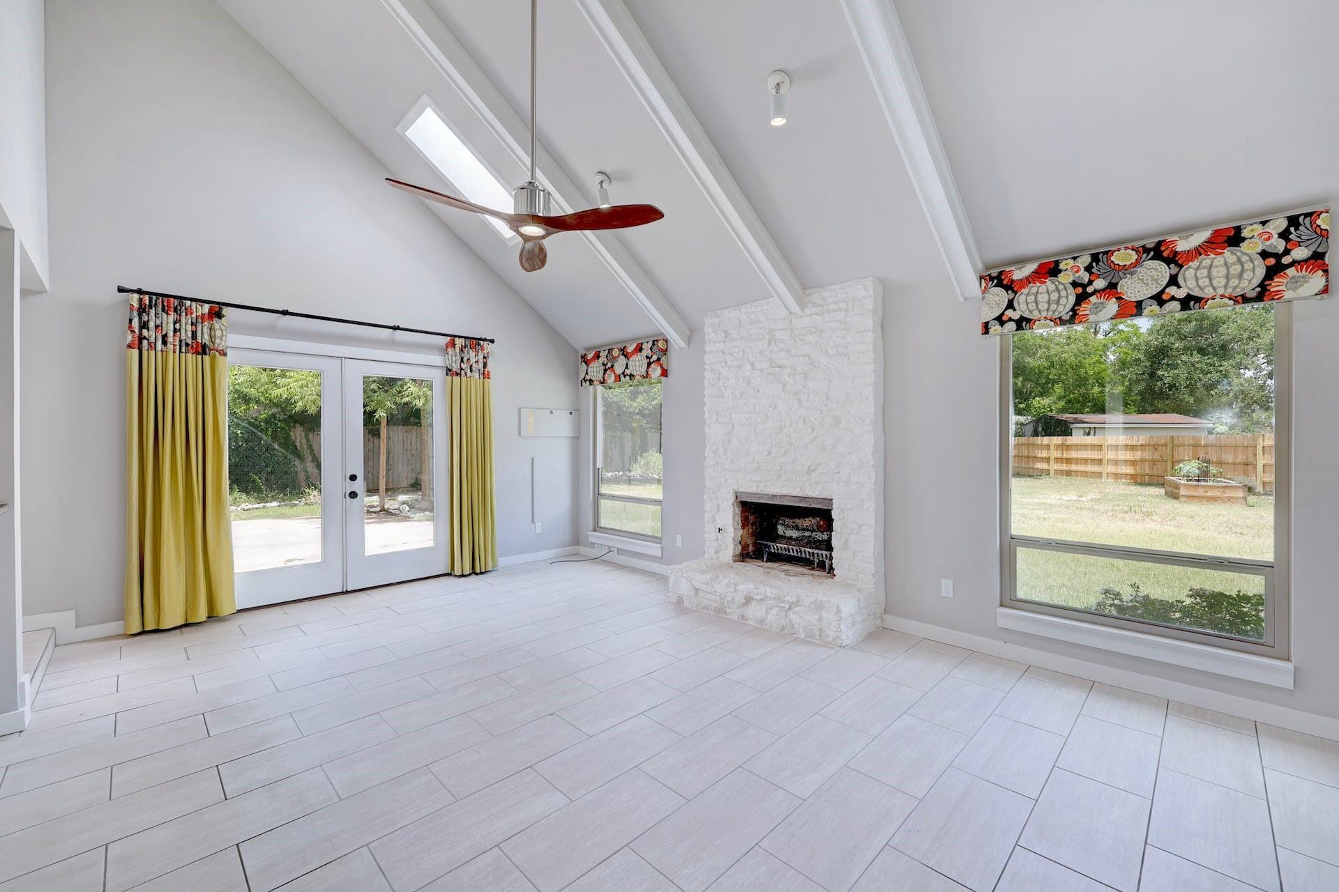 10408 Doering LN