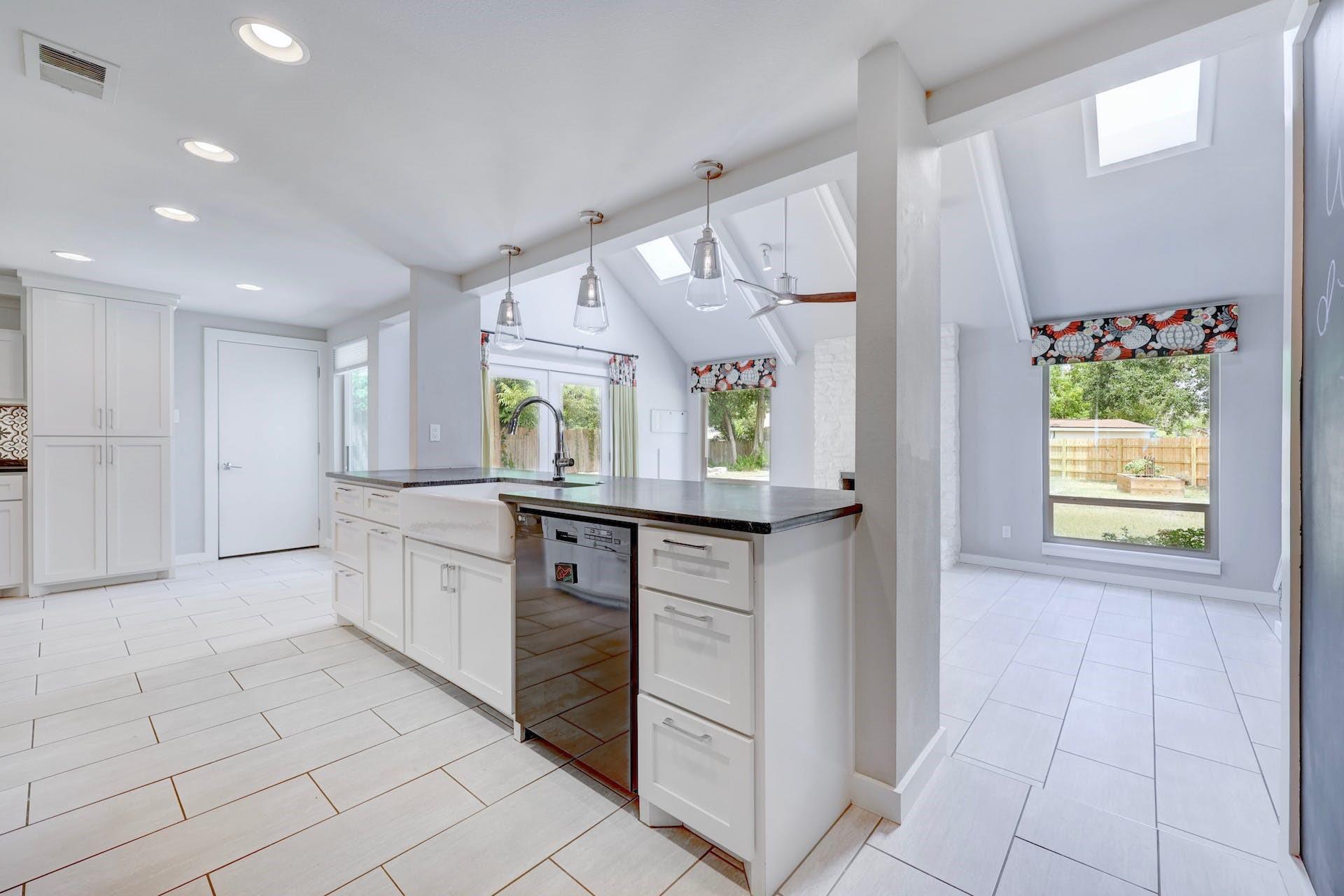 10408 Doering LN