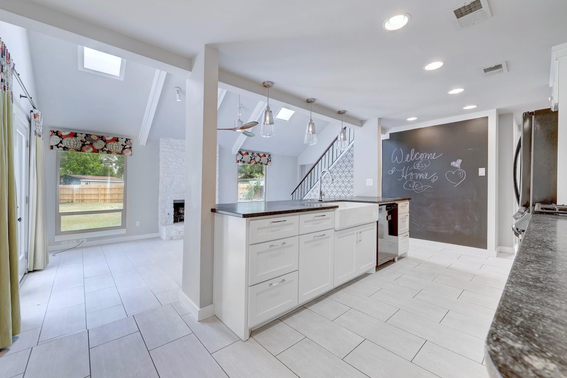 10408 Doering LN