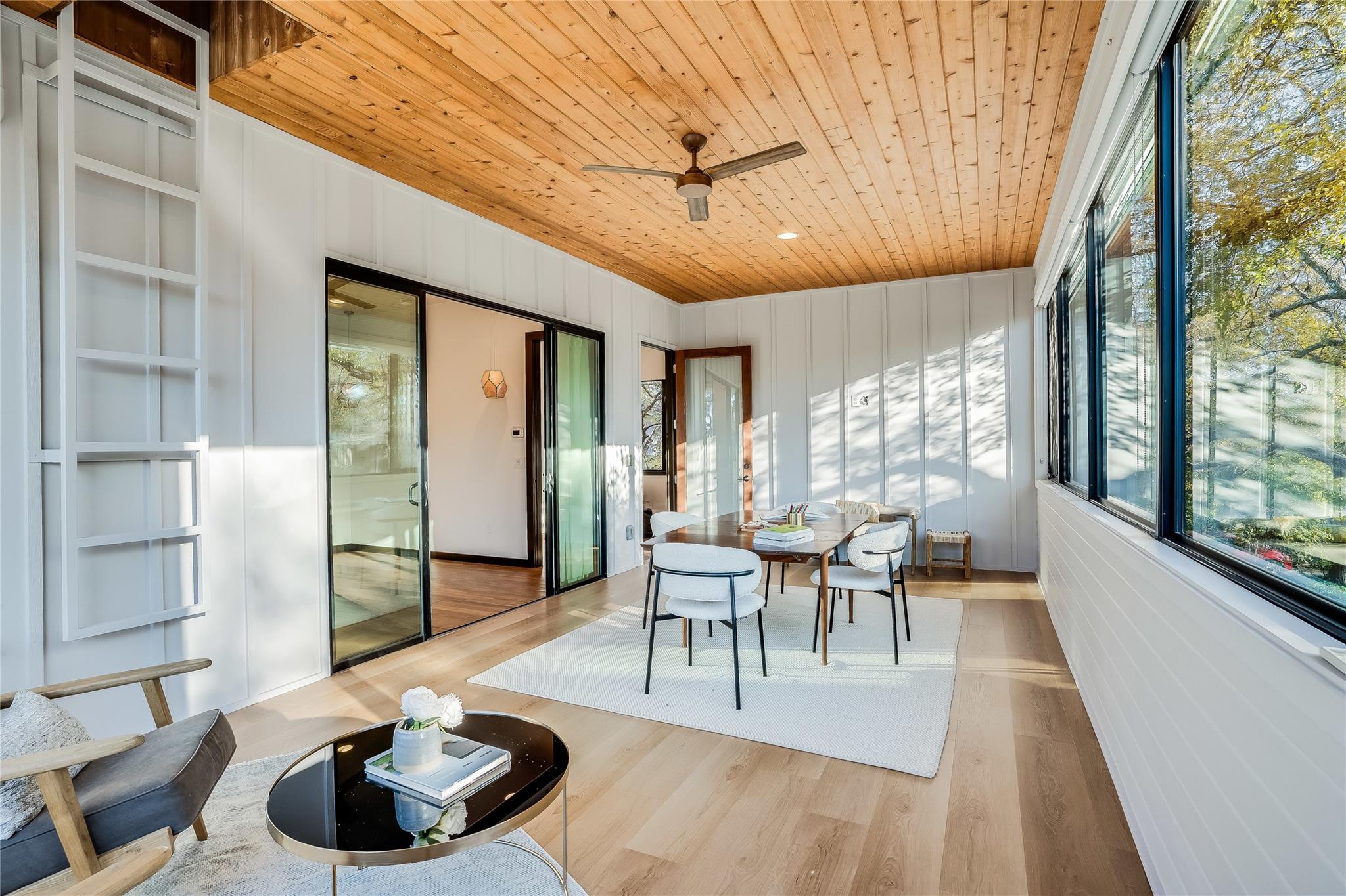 2112 Montclaire ST # B