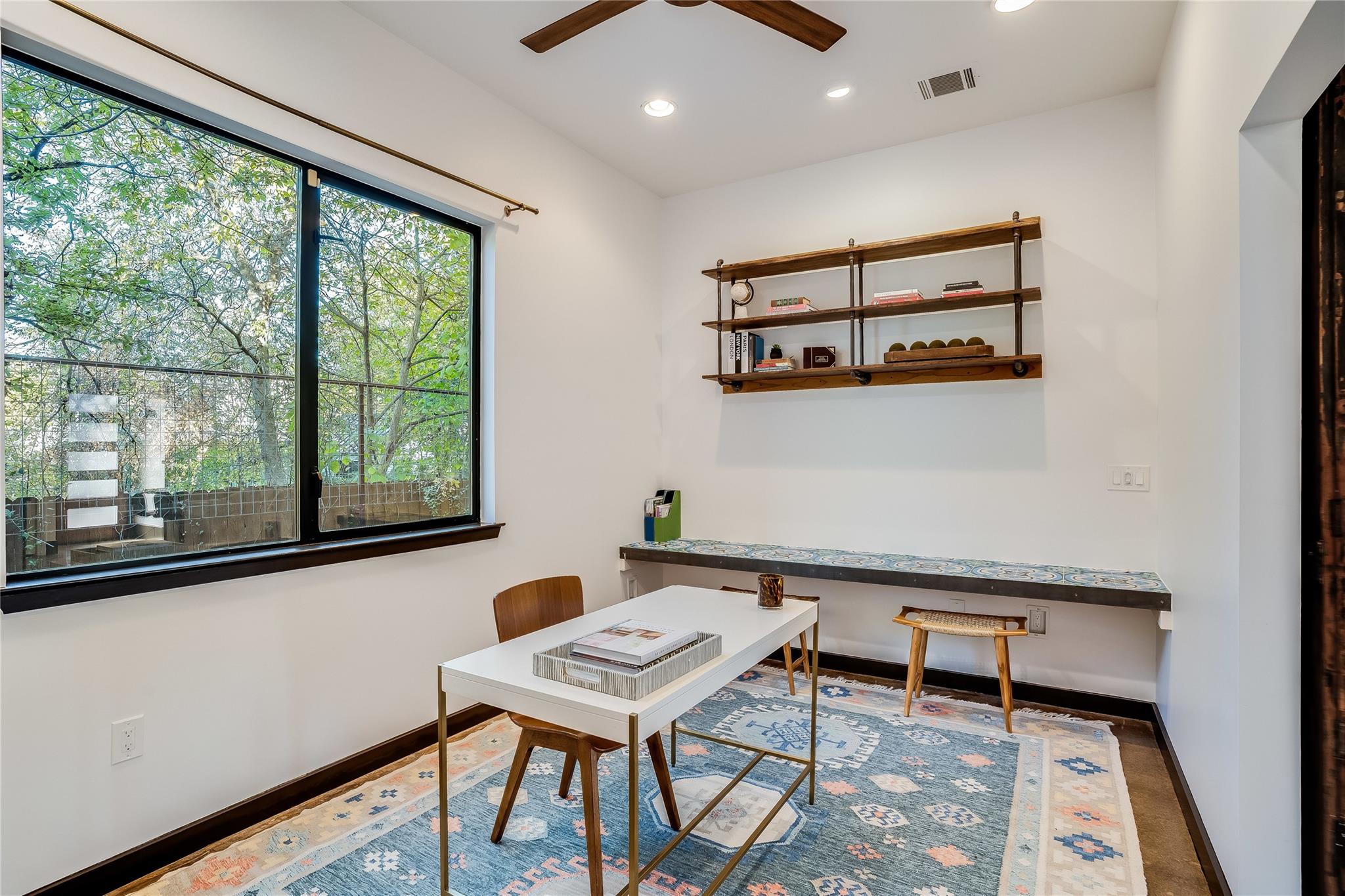 2112 Montclaire ST # B