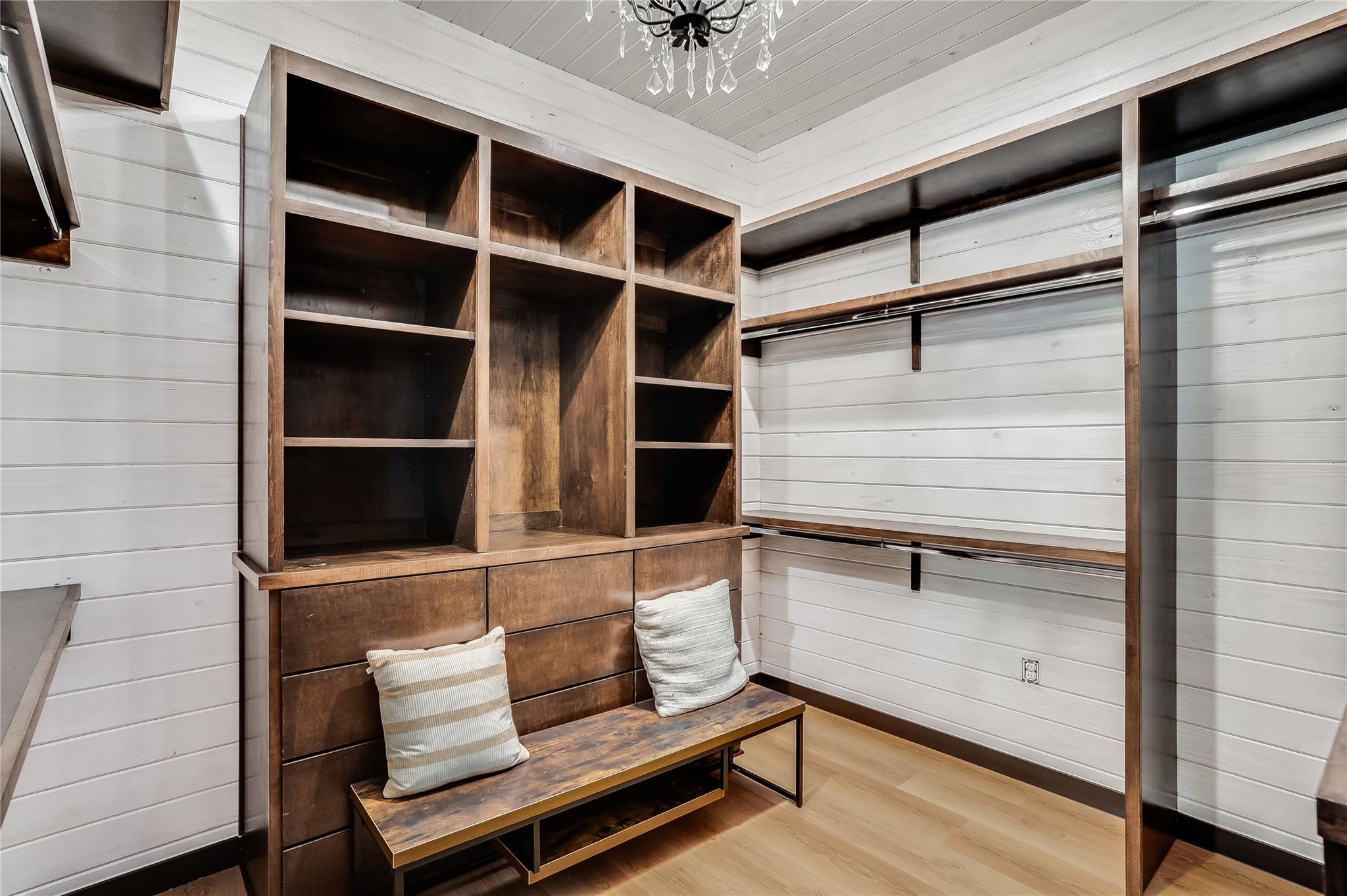 2112 Montclaire ST # B