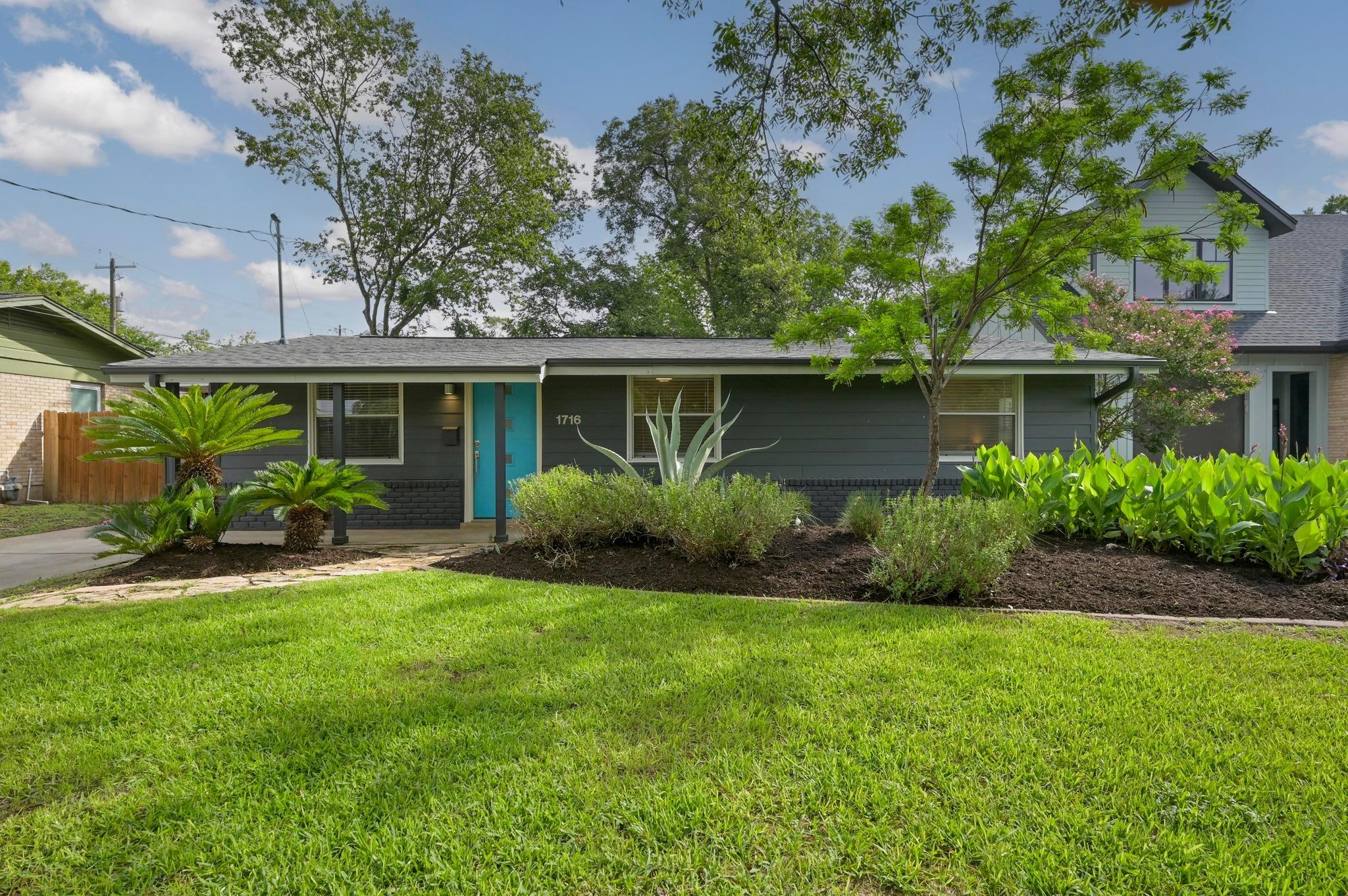 1716 W Saint Johns Ave