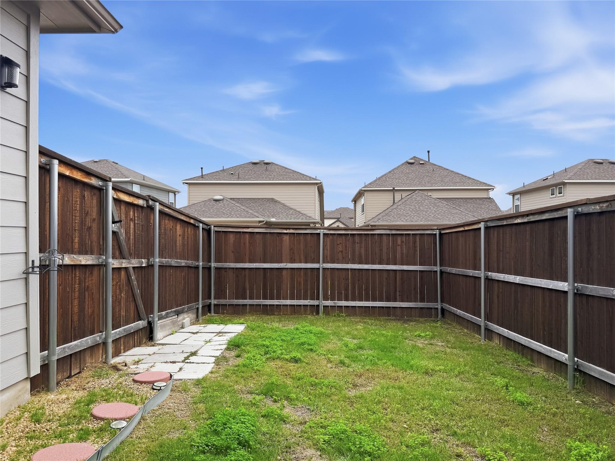 116 Gracie WAY