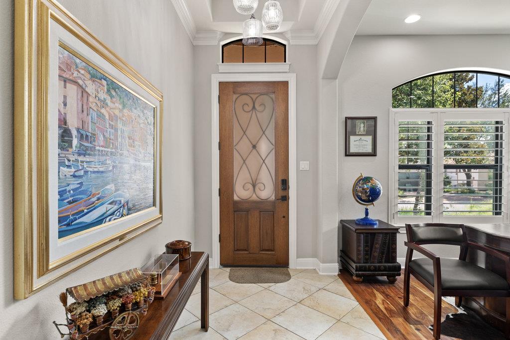 11712 Red Oak Valley LN