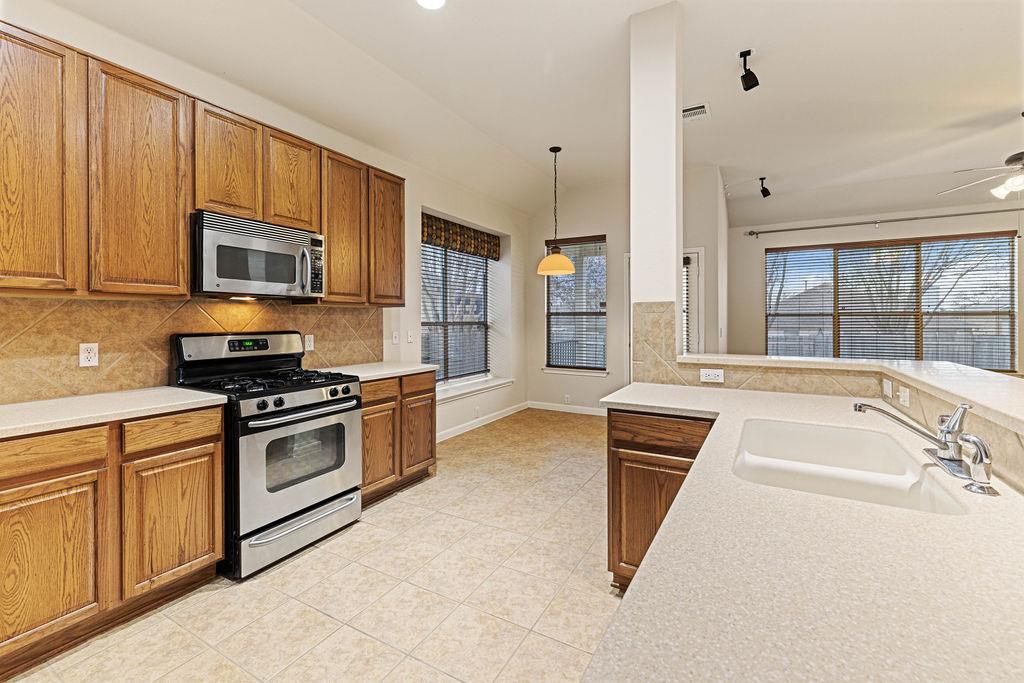 2134 Paradise Ridge DR