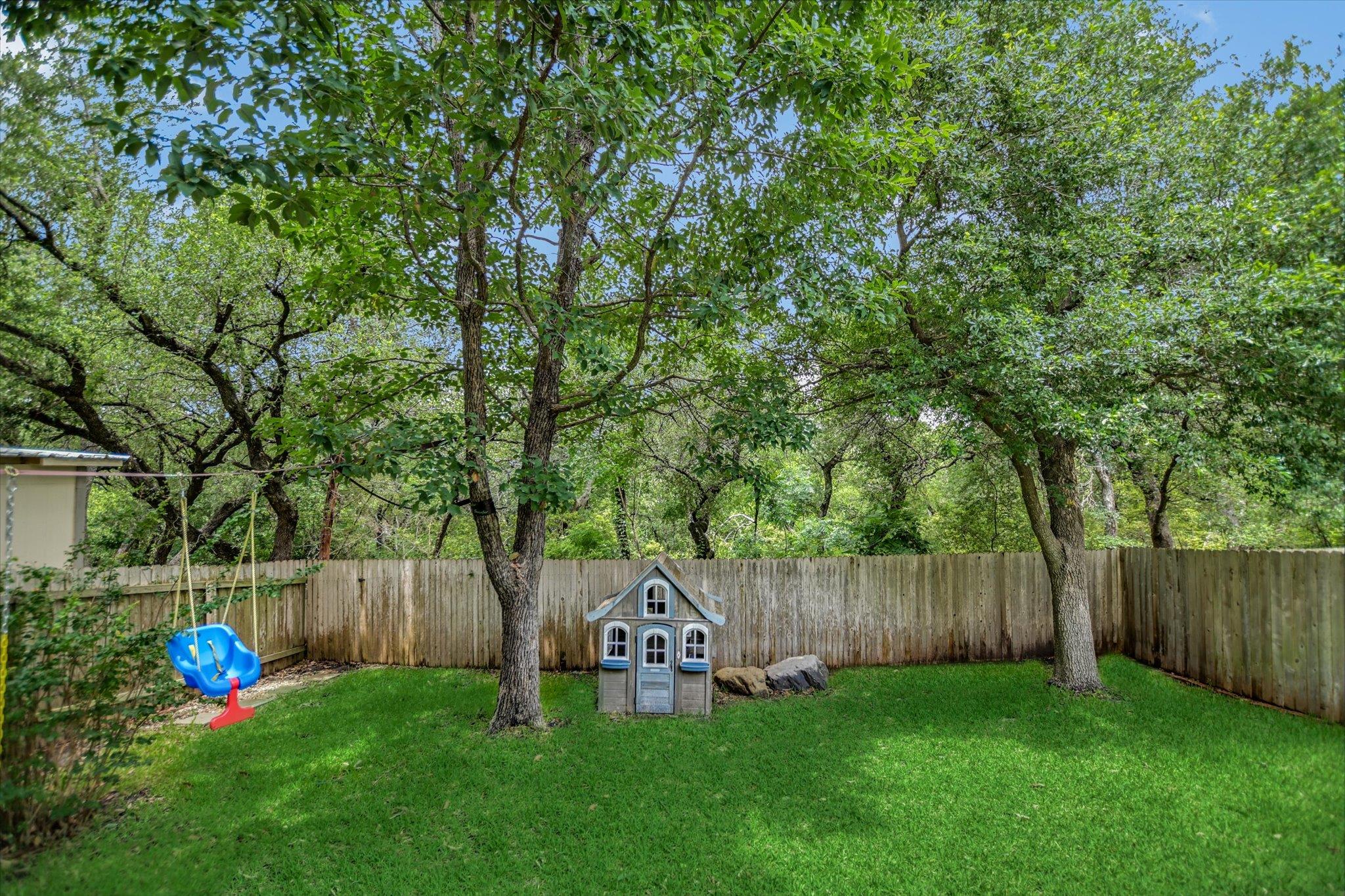 8349 Alvin High LN