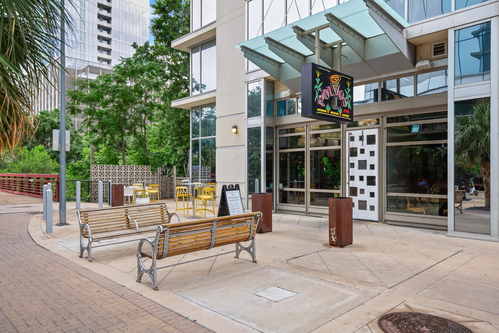 360 Nueces ST # 1306