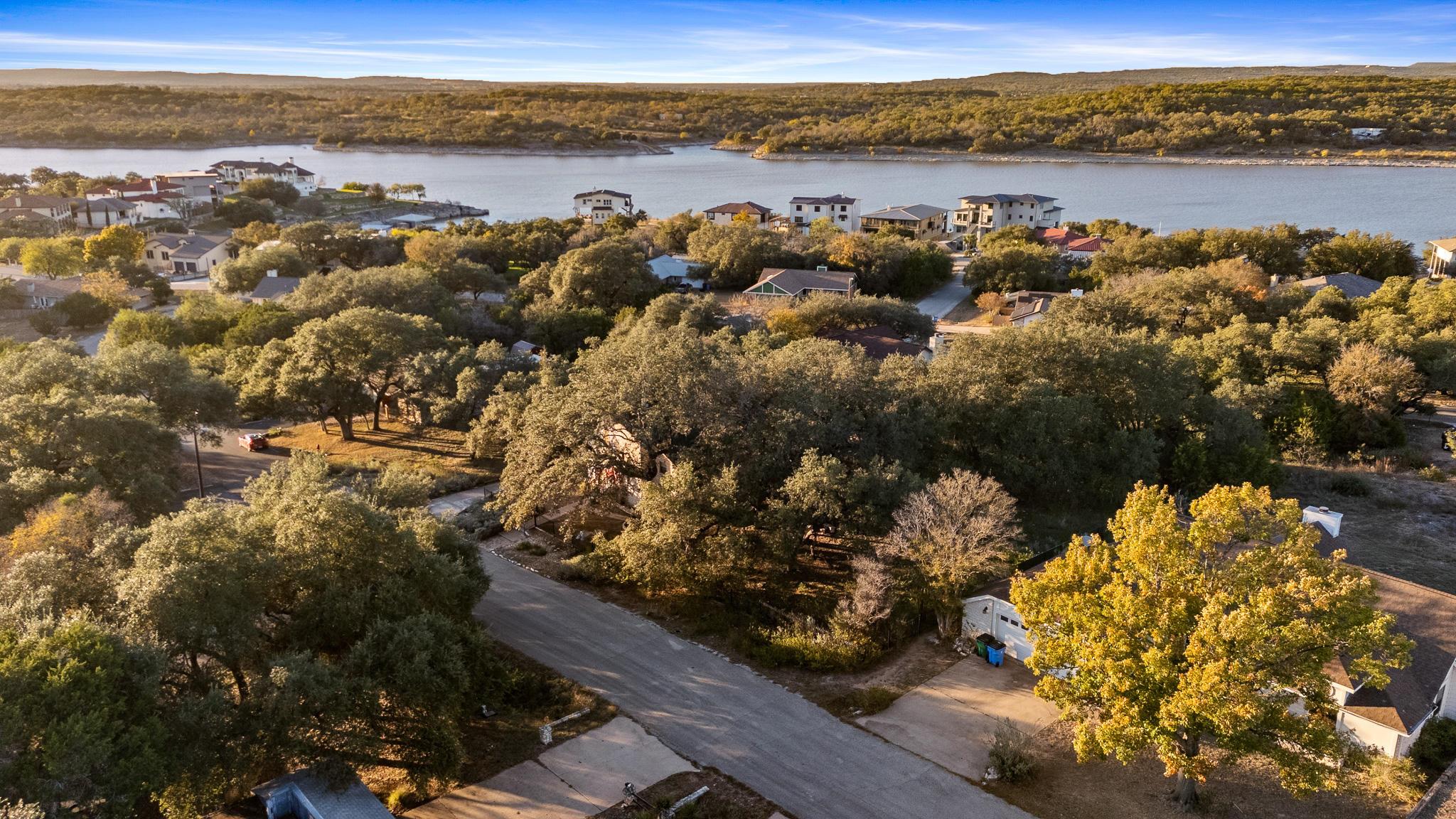 21826 Tallahassee Ave