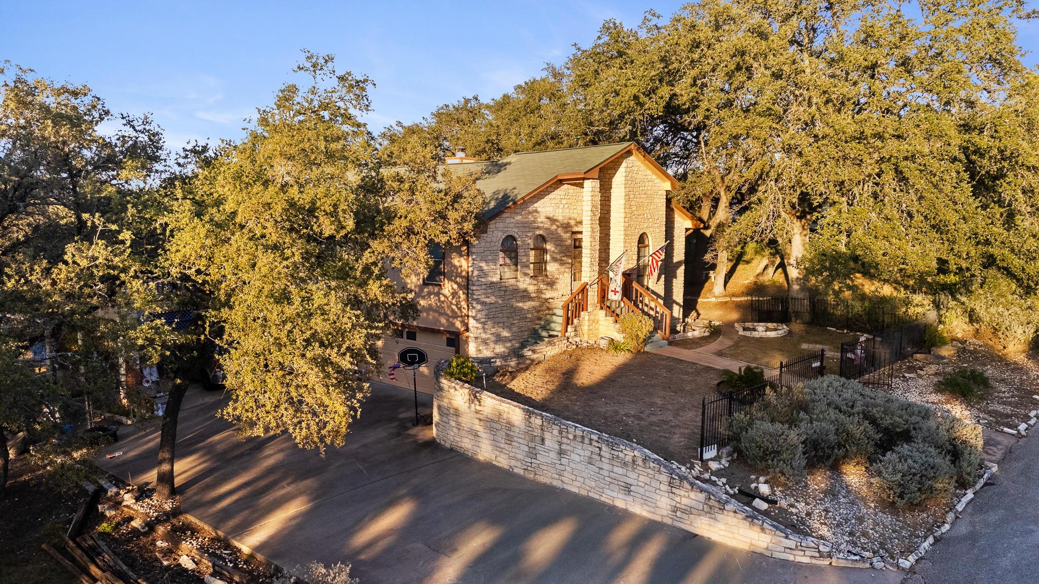 21826 Tallahassee Ave