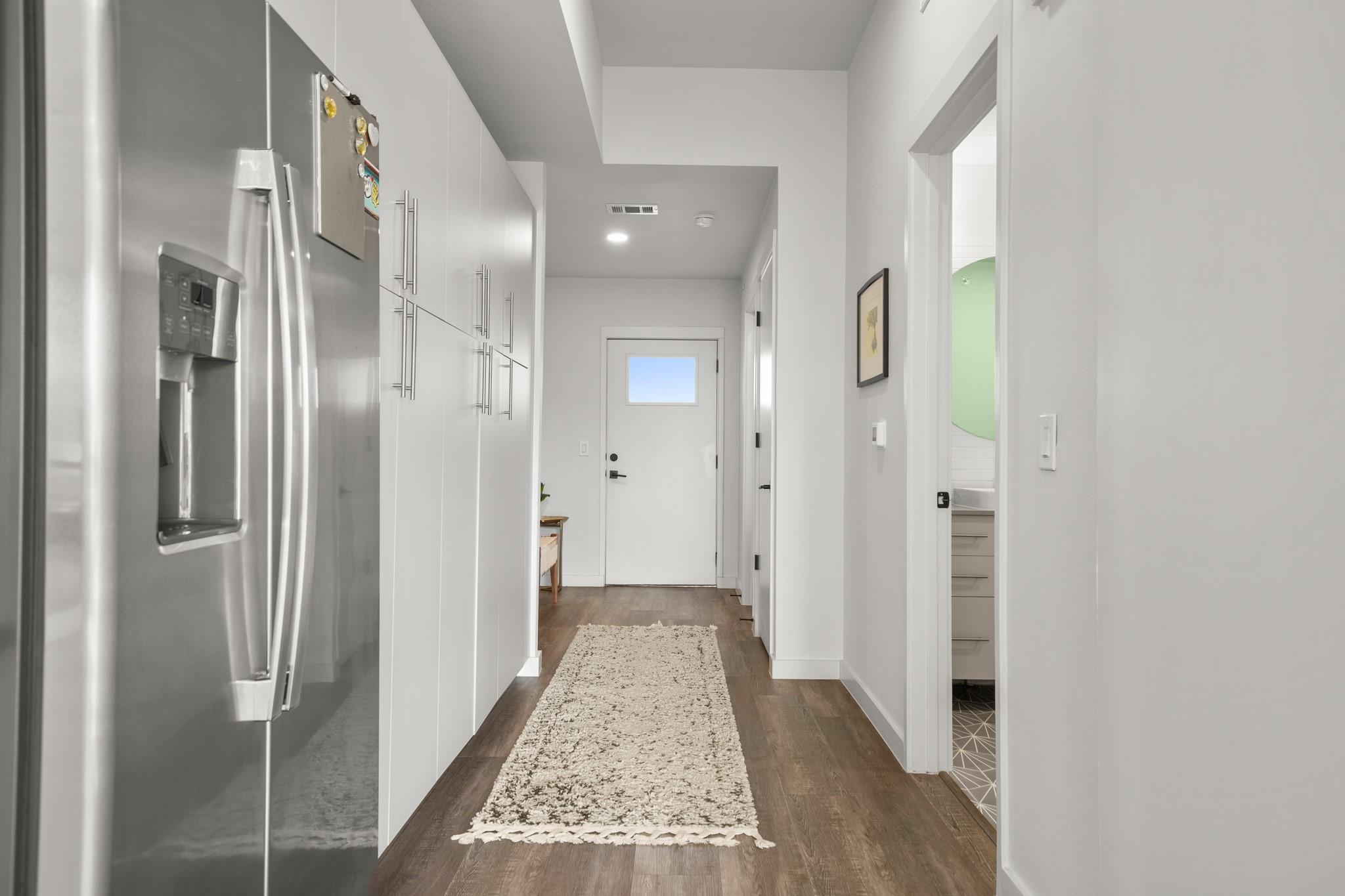 4004 Banister LN # 202, Austin Unit: 202