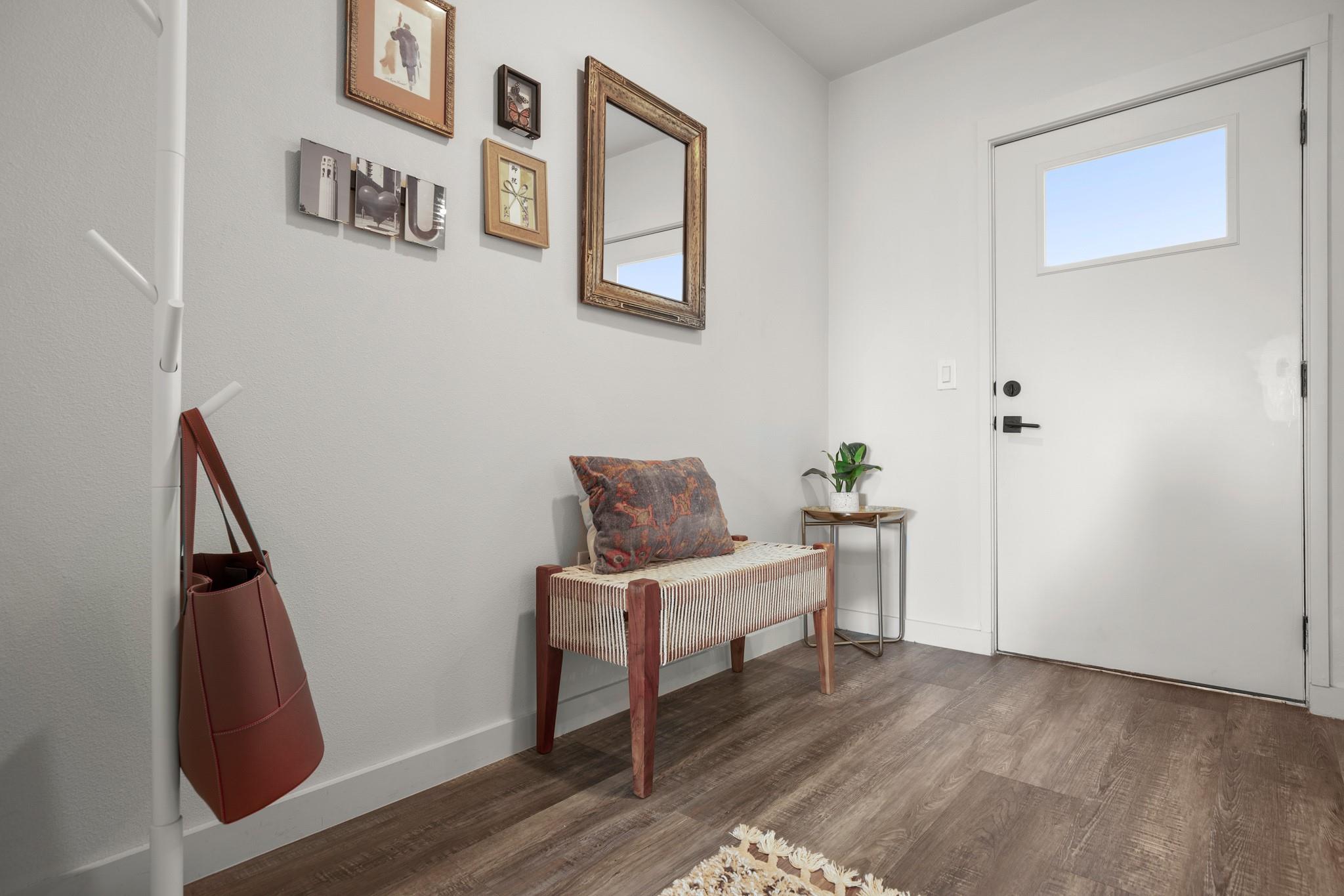 4004 Banister LN # 202, Austin Unit: 202