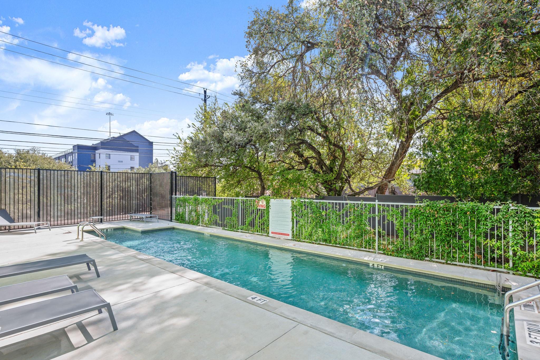 4004 Banister LN # 202, Austin Unit: 202