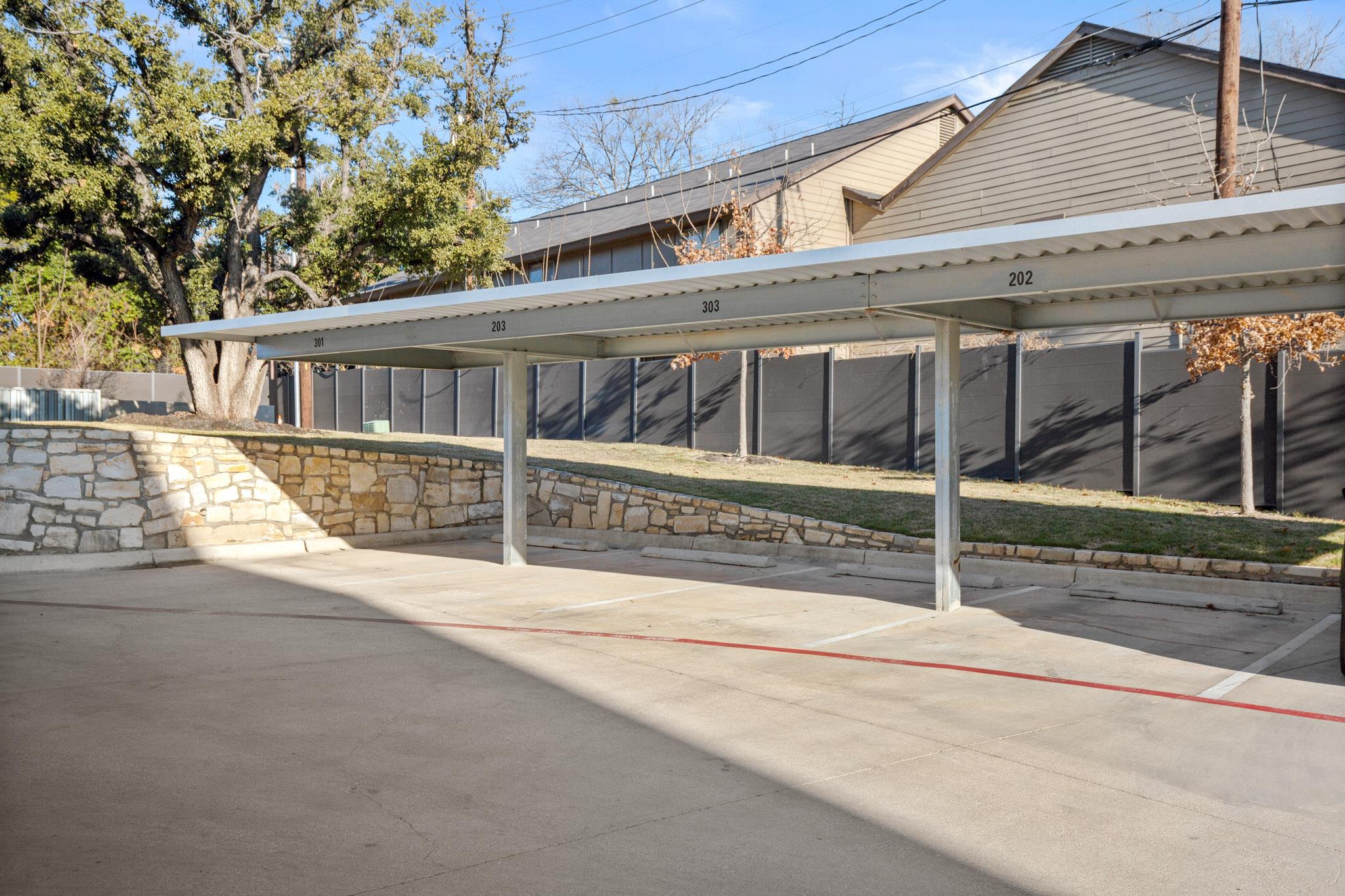 4004 Banister LN # 202, Austin Unit: 202