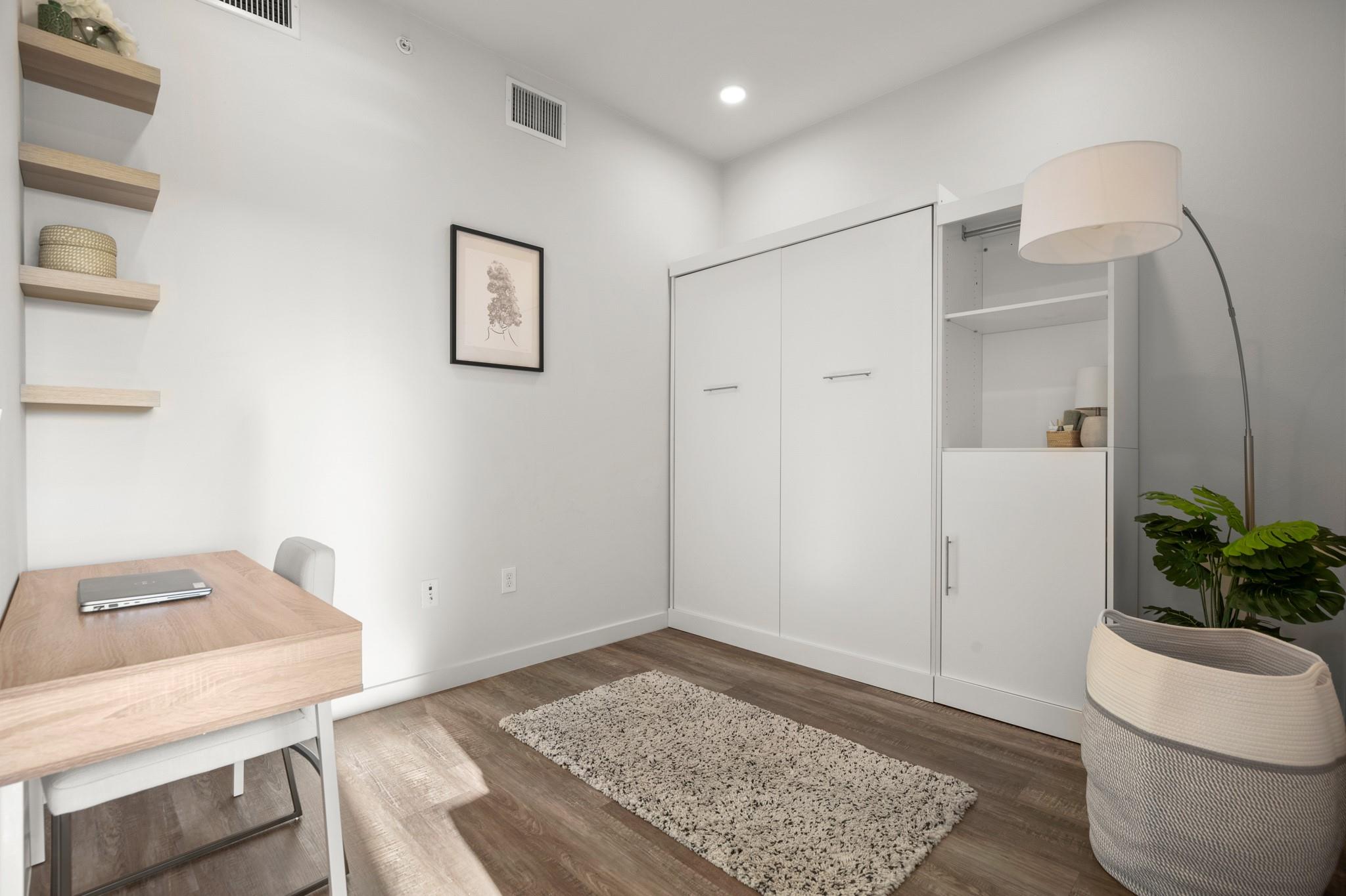 4004 Banister LN # 202, Austin Unit: 202