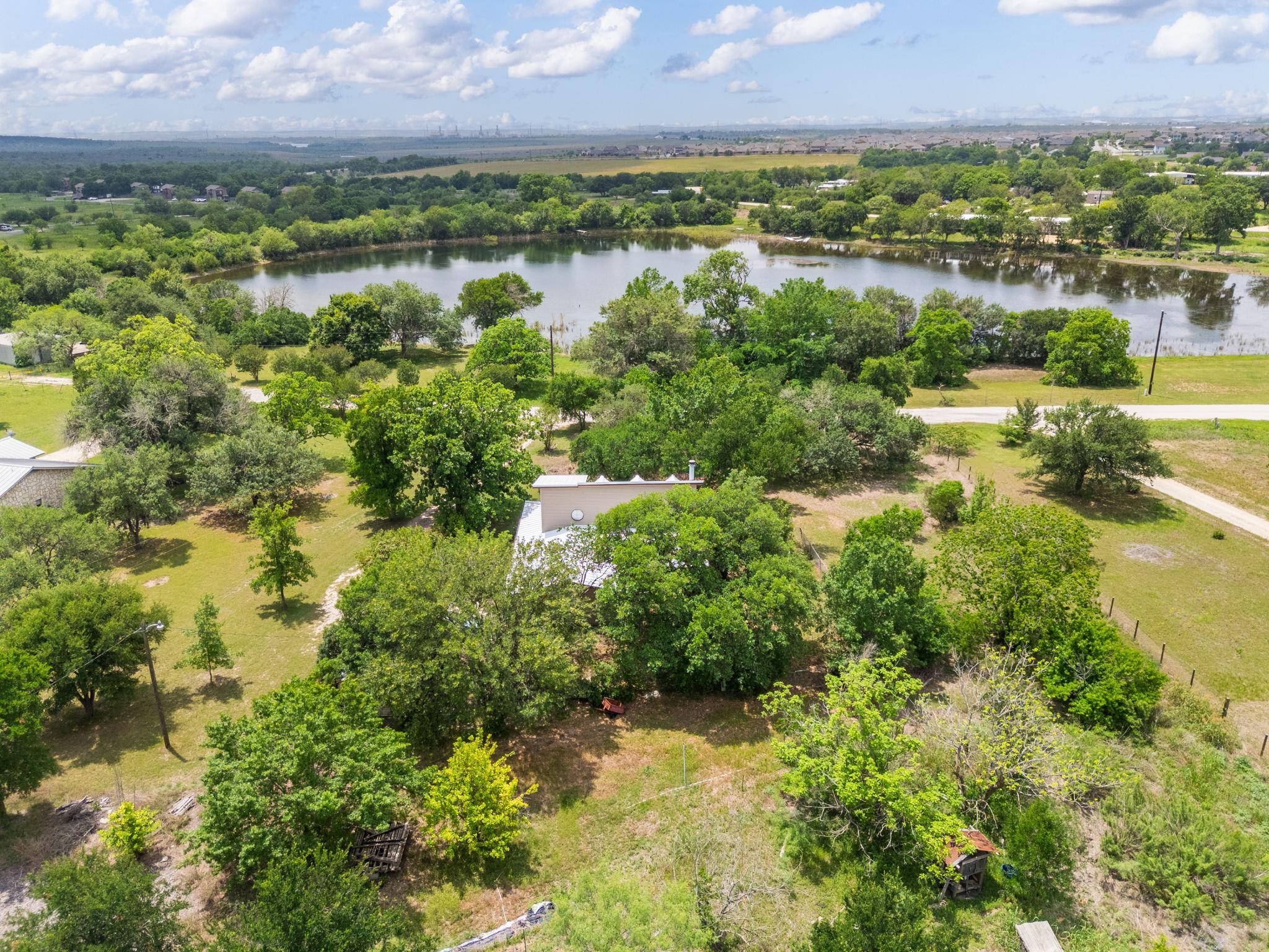 907 Horace Howard DR
