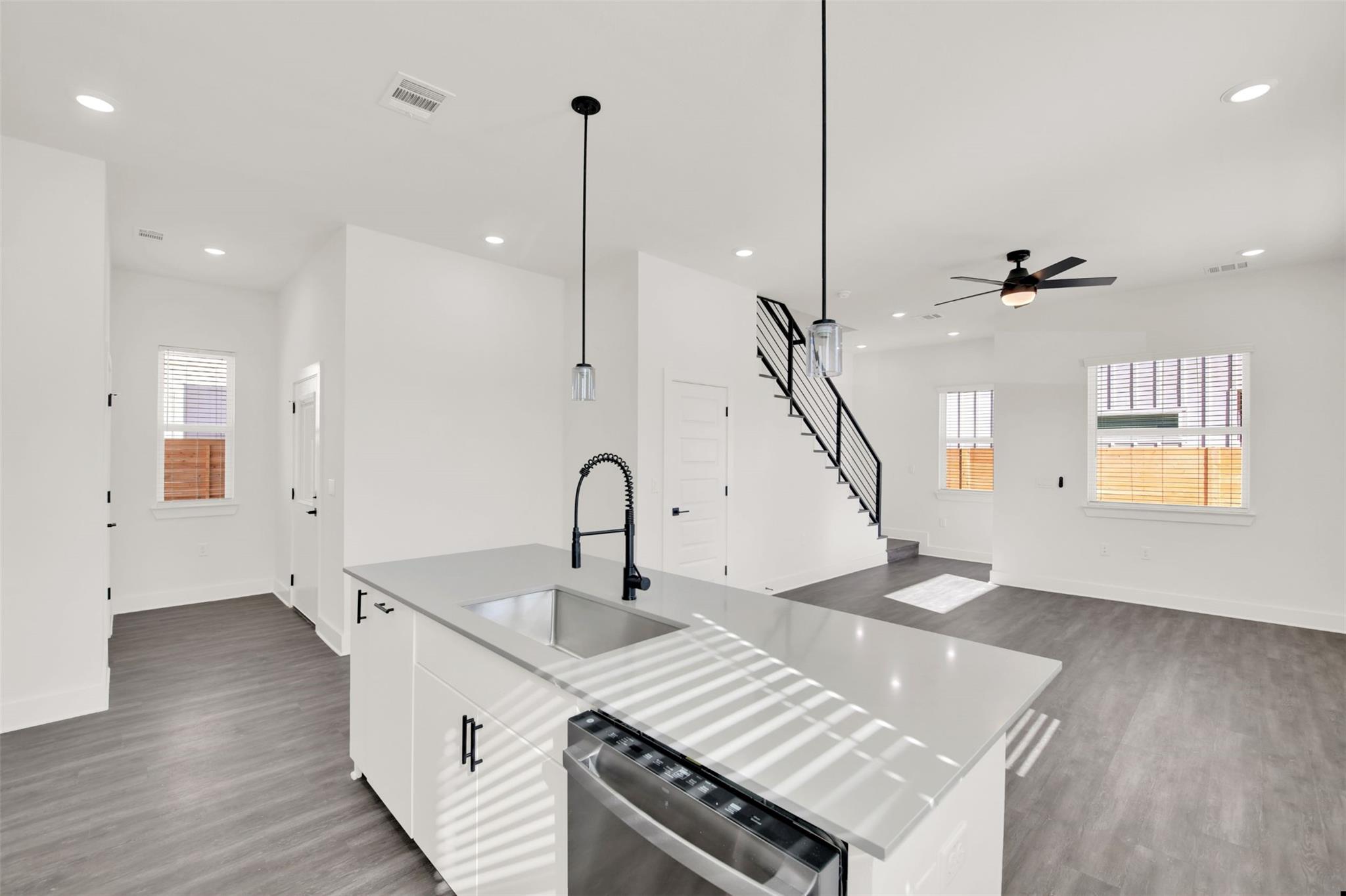 1106 Begonia TER # 1