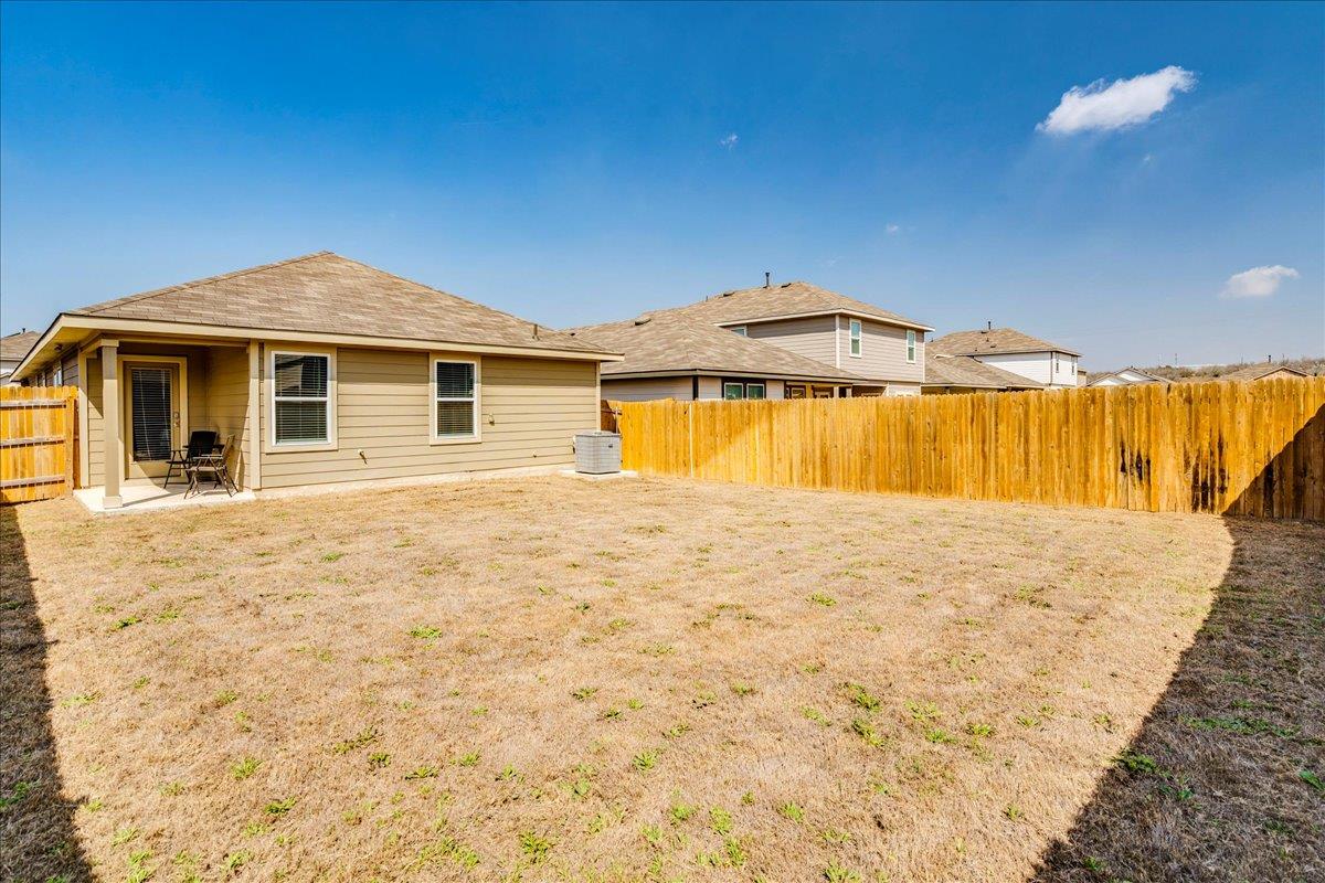 314 Lake Sweetwater LN