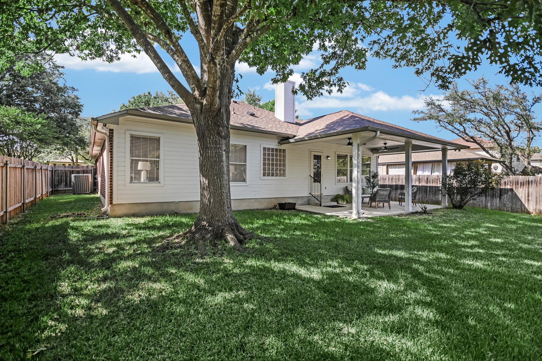 8909 Lanna Bluff LOOP