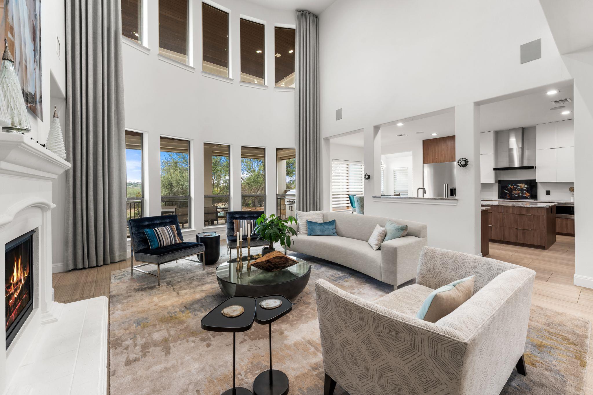 2024 University Club DR