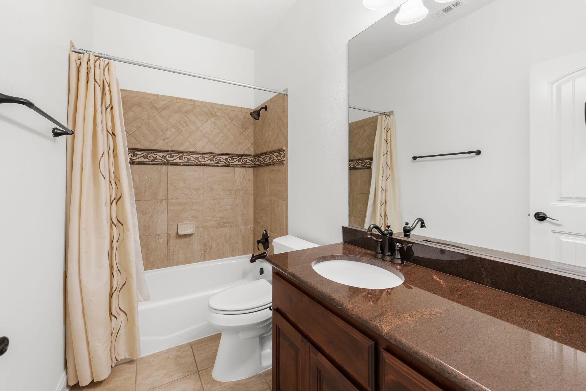 2024 University Club DR