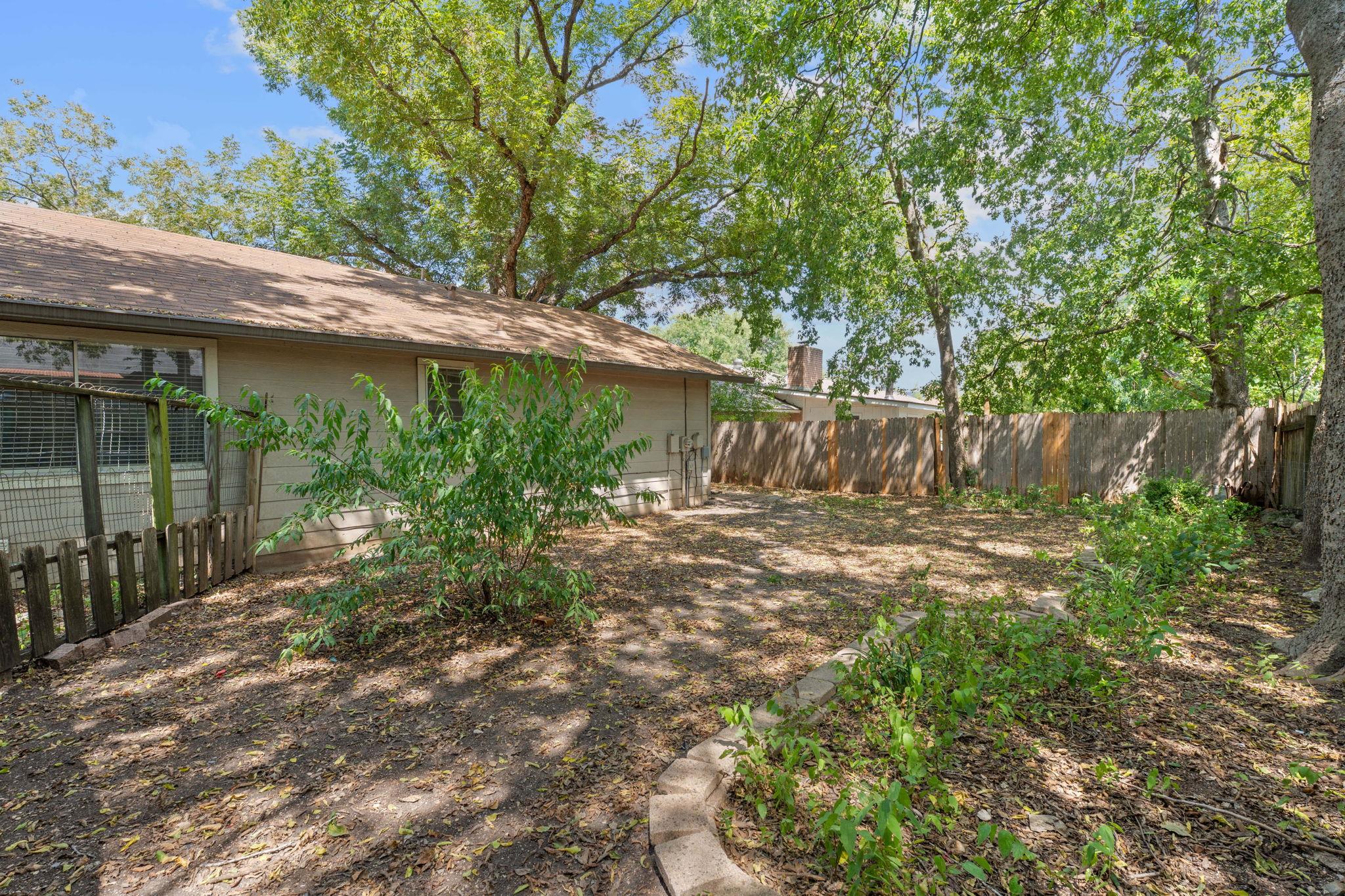 10103 Woodland Village DR