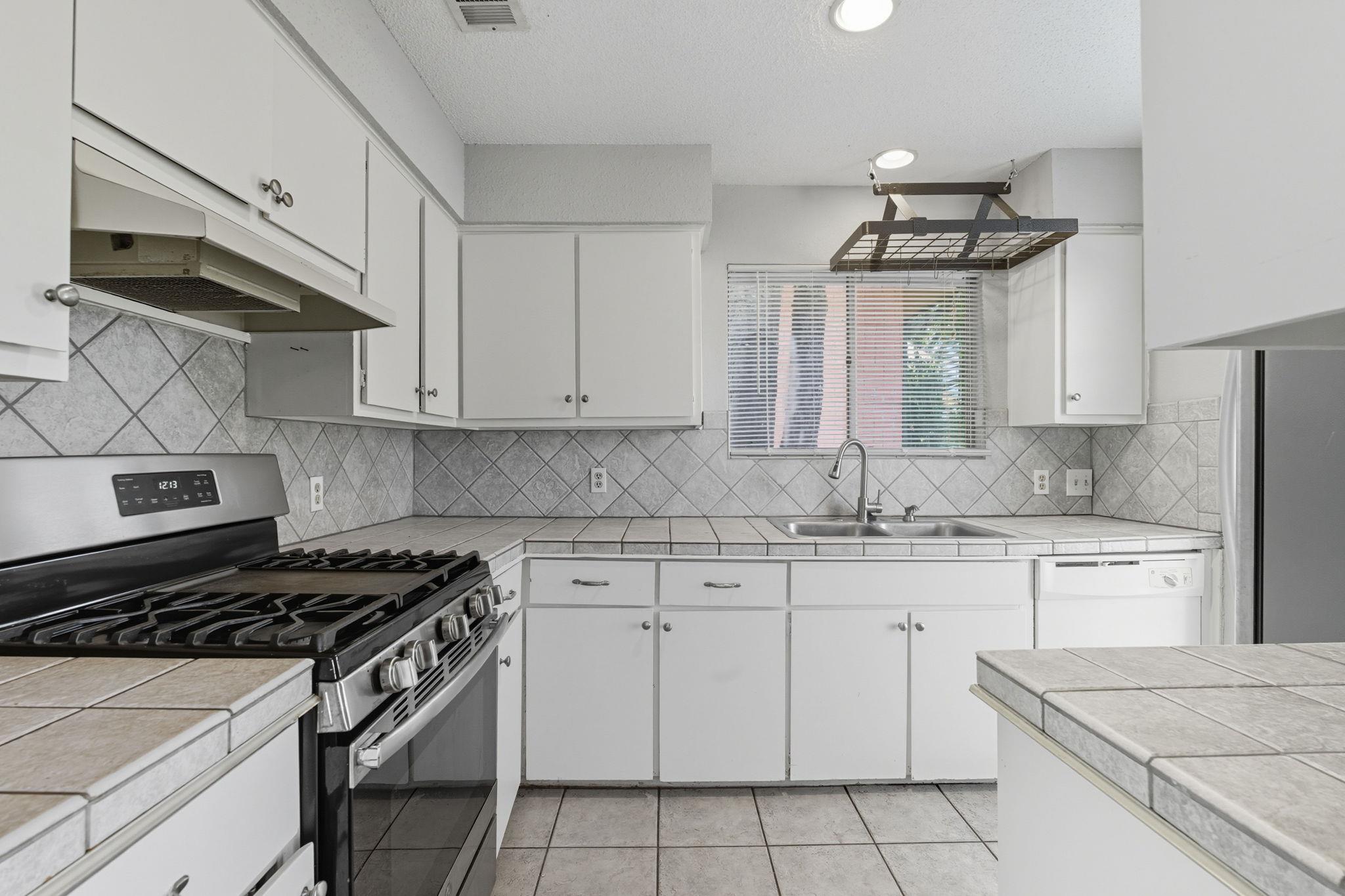 10103 Woodland Village DR