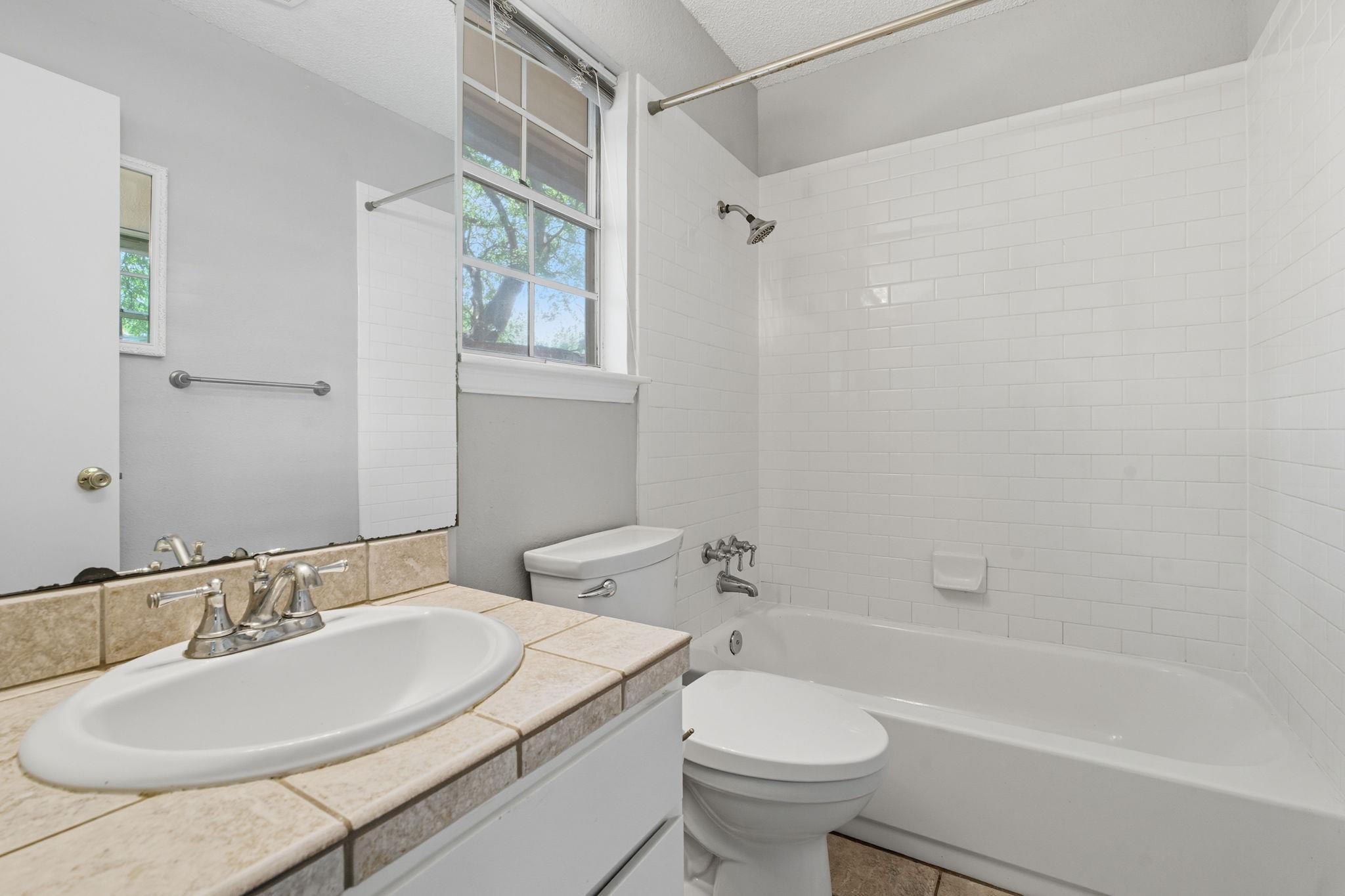 10103 Woodland Village DR