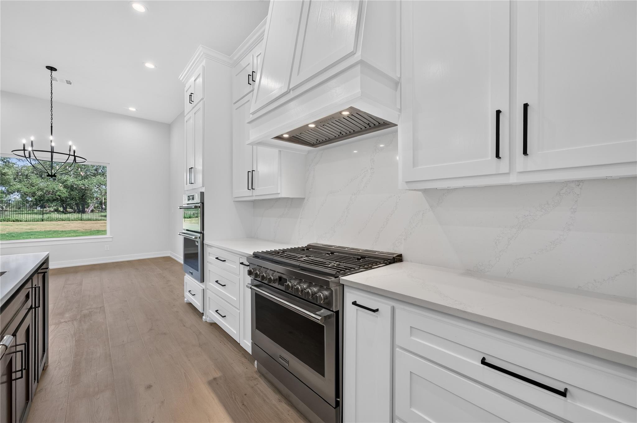 101 Lakeview DR