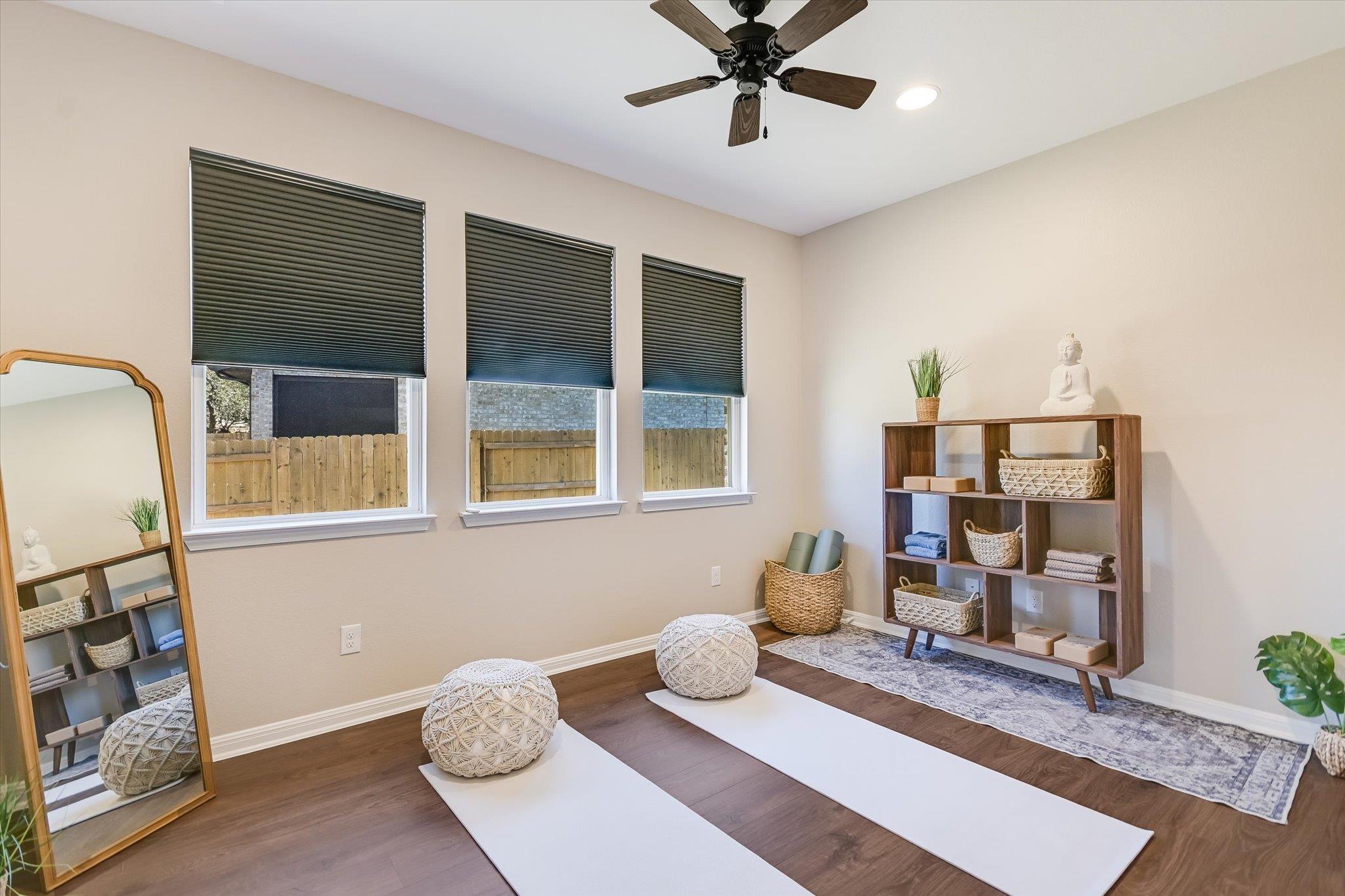 108 Trans Pecos CT