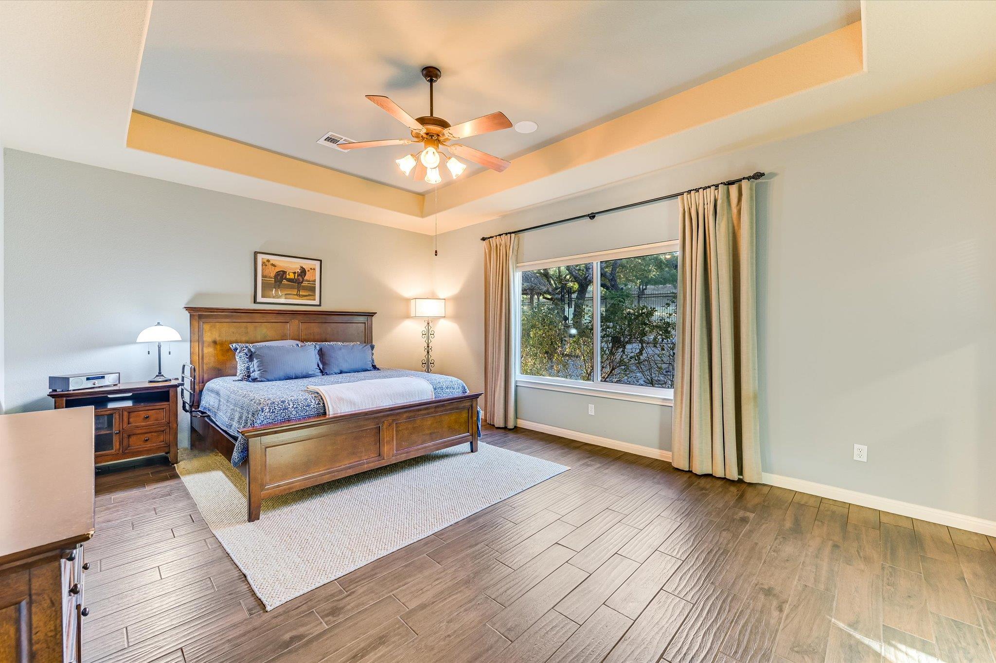 786 Ranchers Club LN, Driftwood