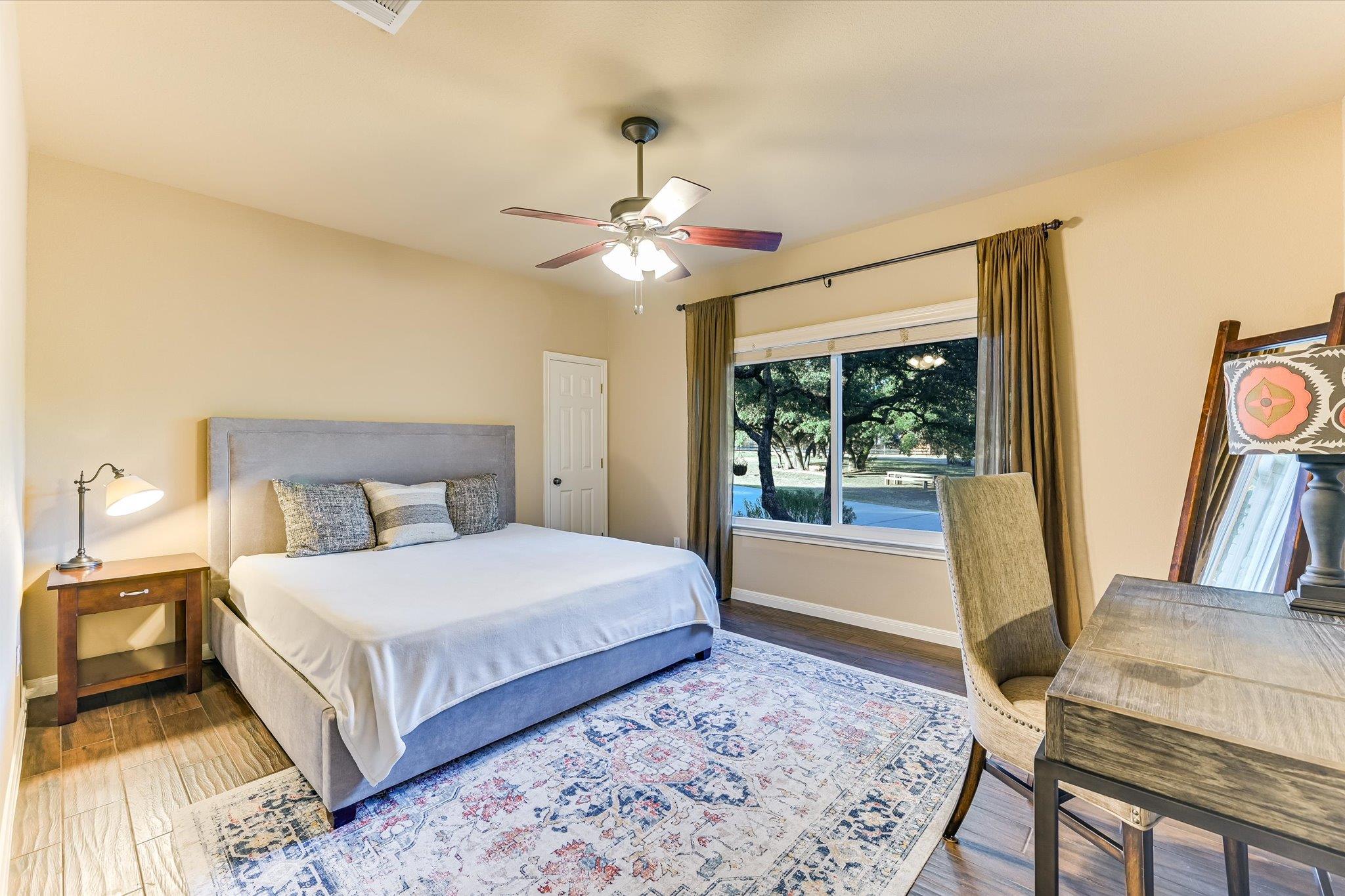 786 Ranchers Club LN, Driftwood