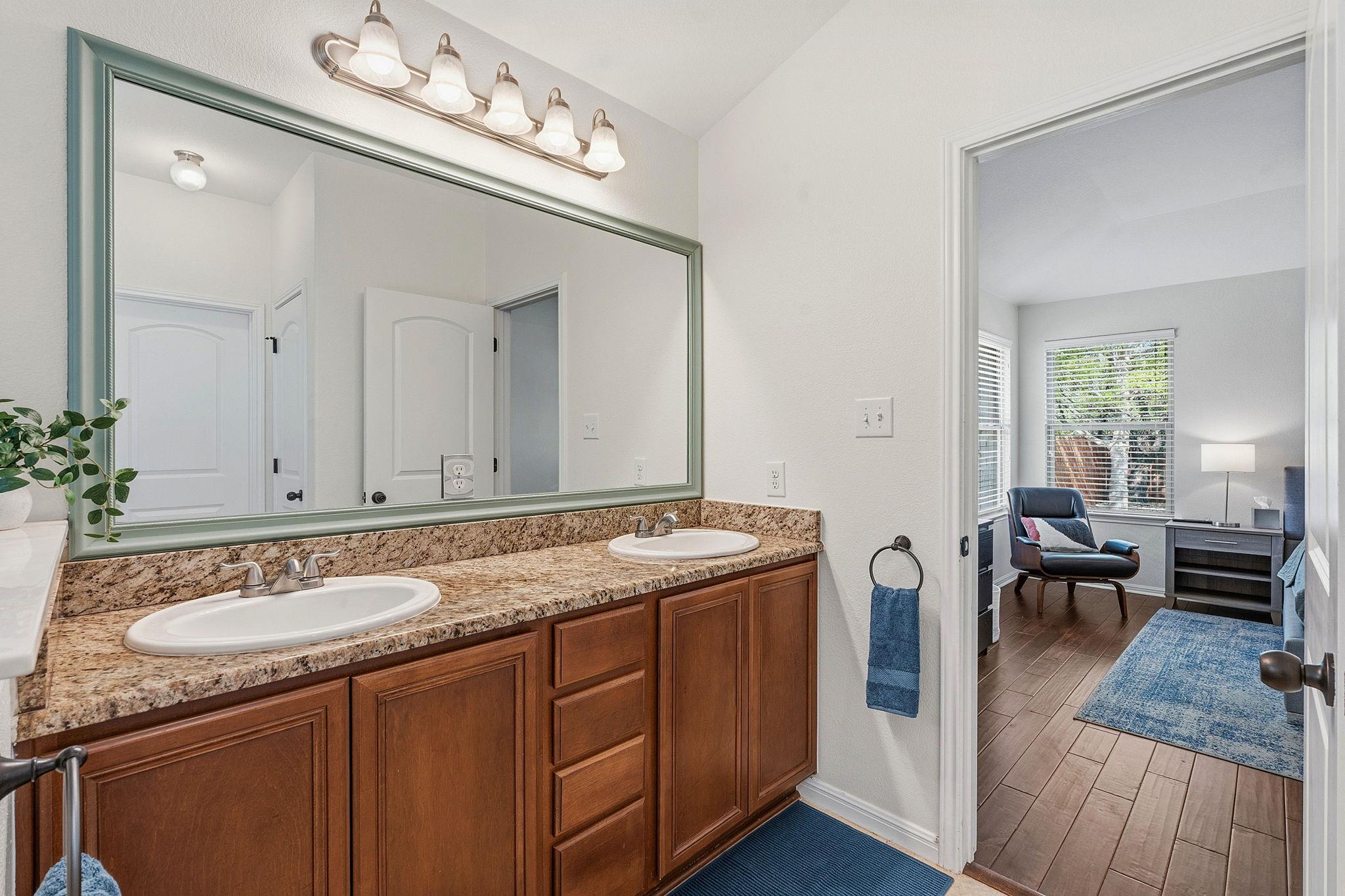120 Florenz LN