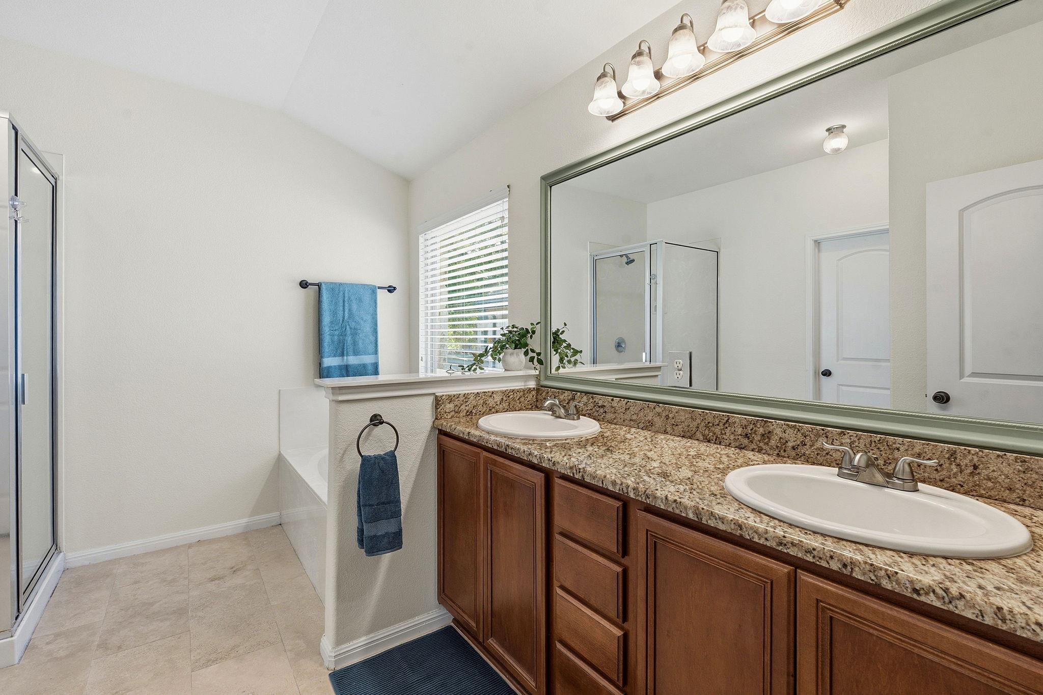 120 Florenz LN