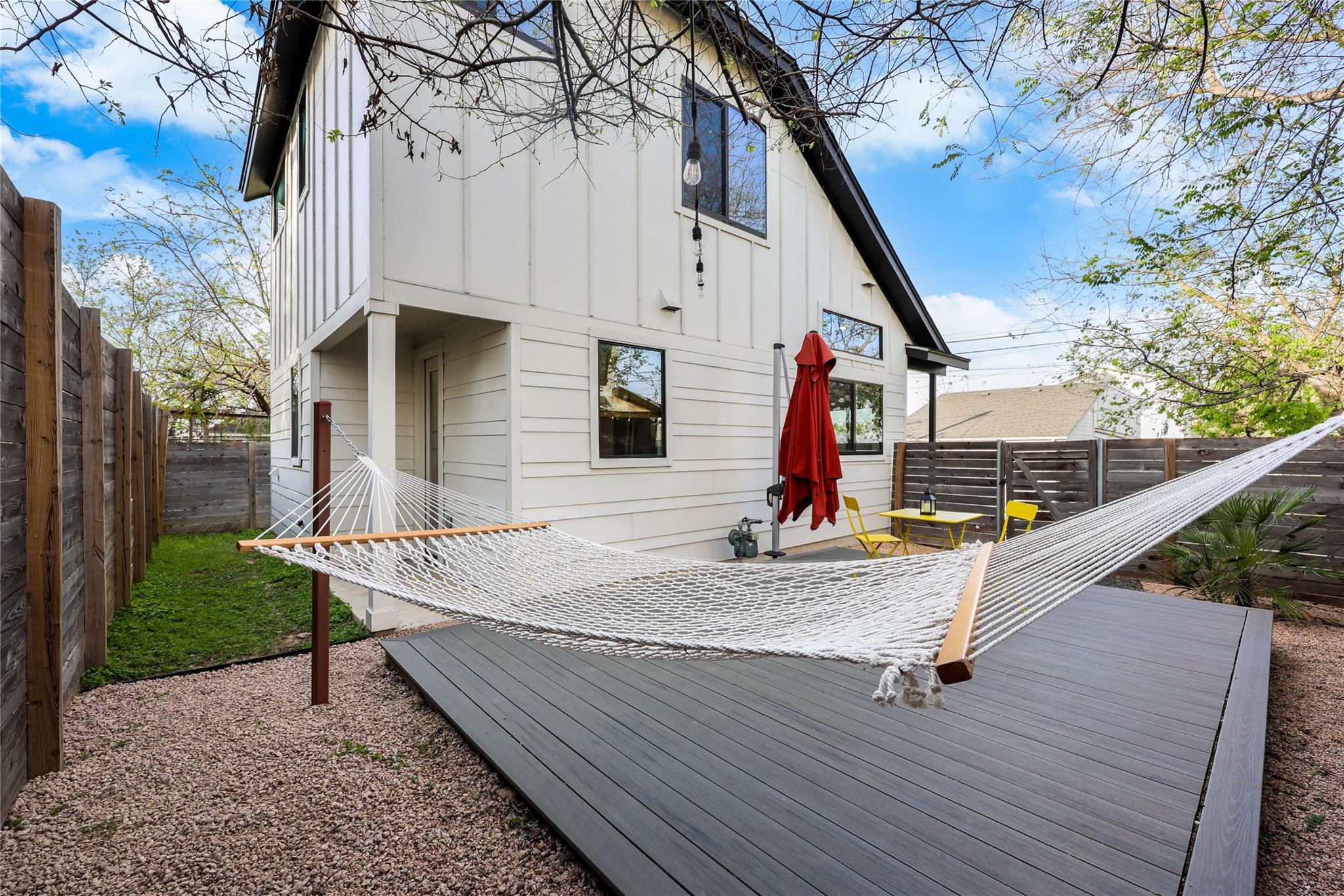 1208 Walnut Ave # 2