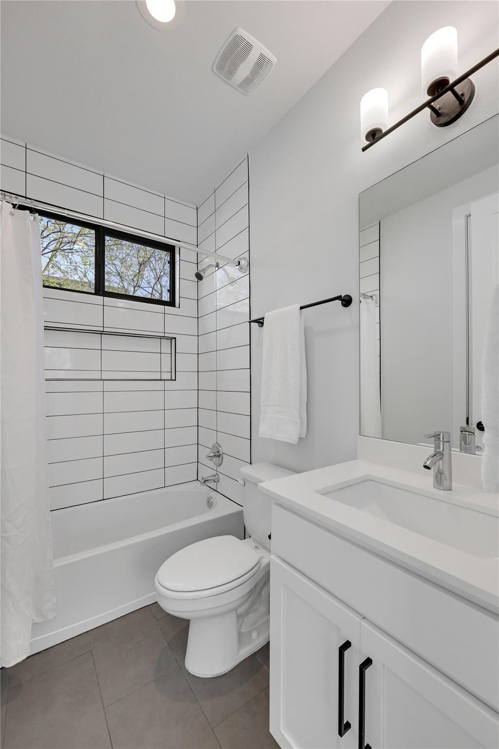 1208 Walnut Ave # 2