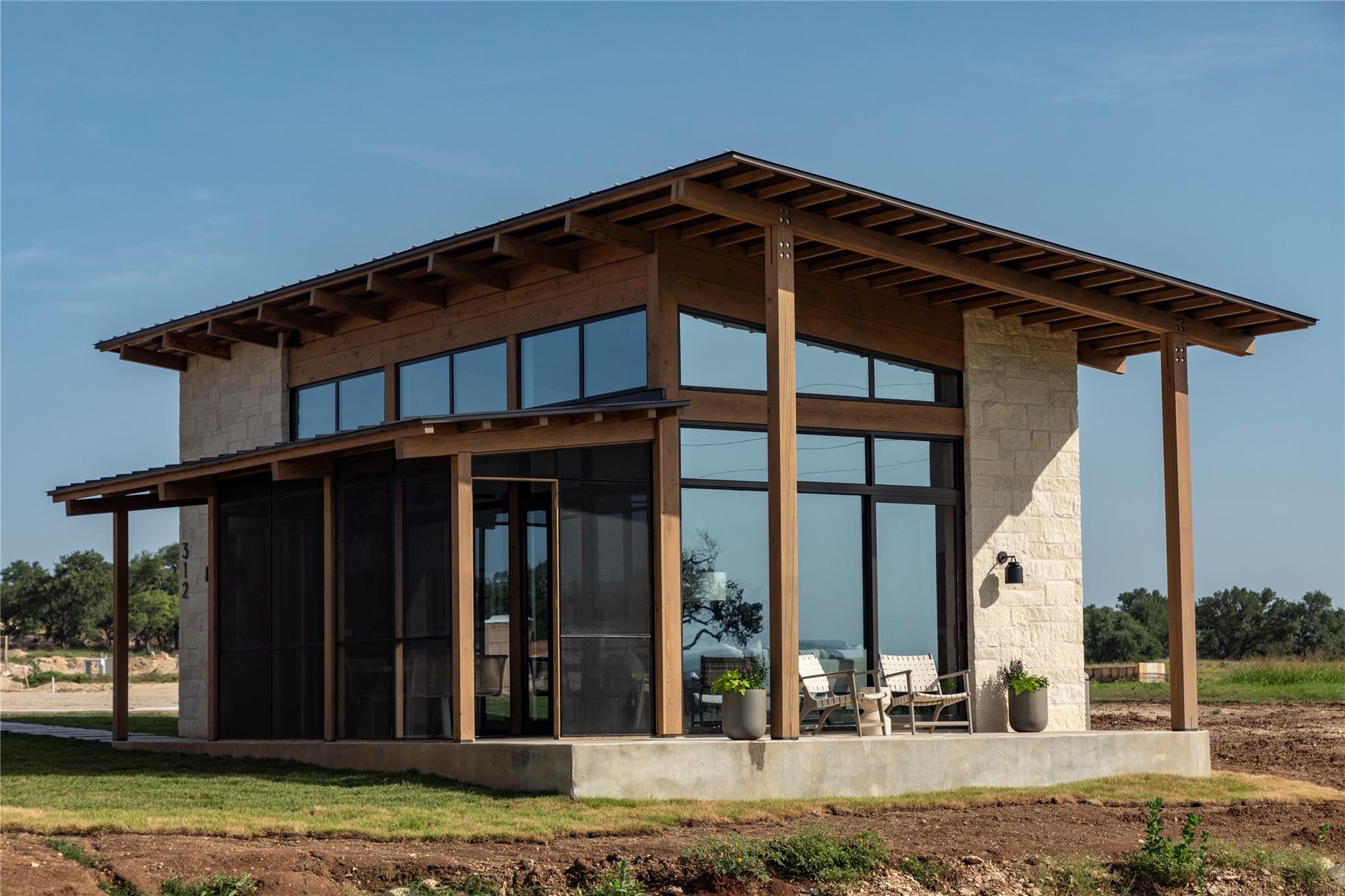 9361 W Us Highway 290 # 106