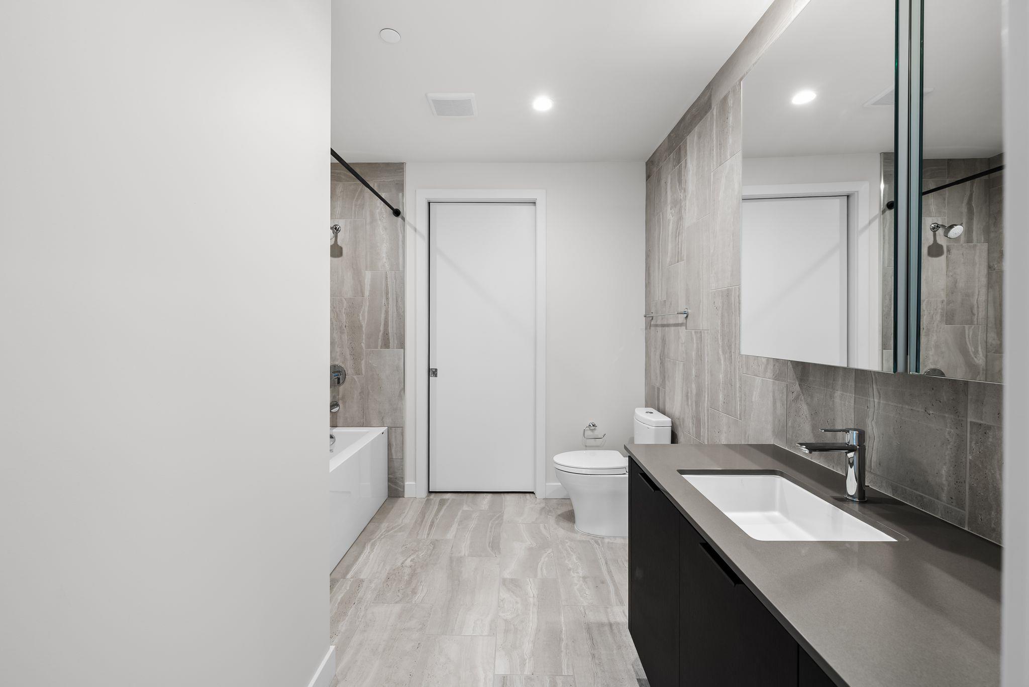 44 East Ave # 2301