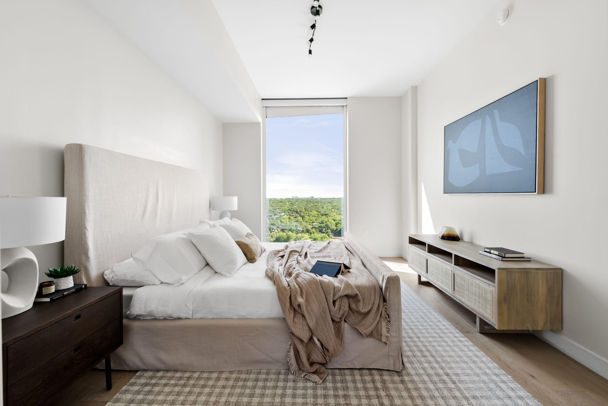 44 East Ave # 2301