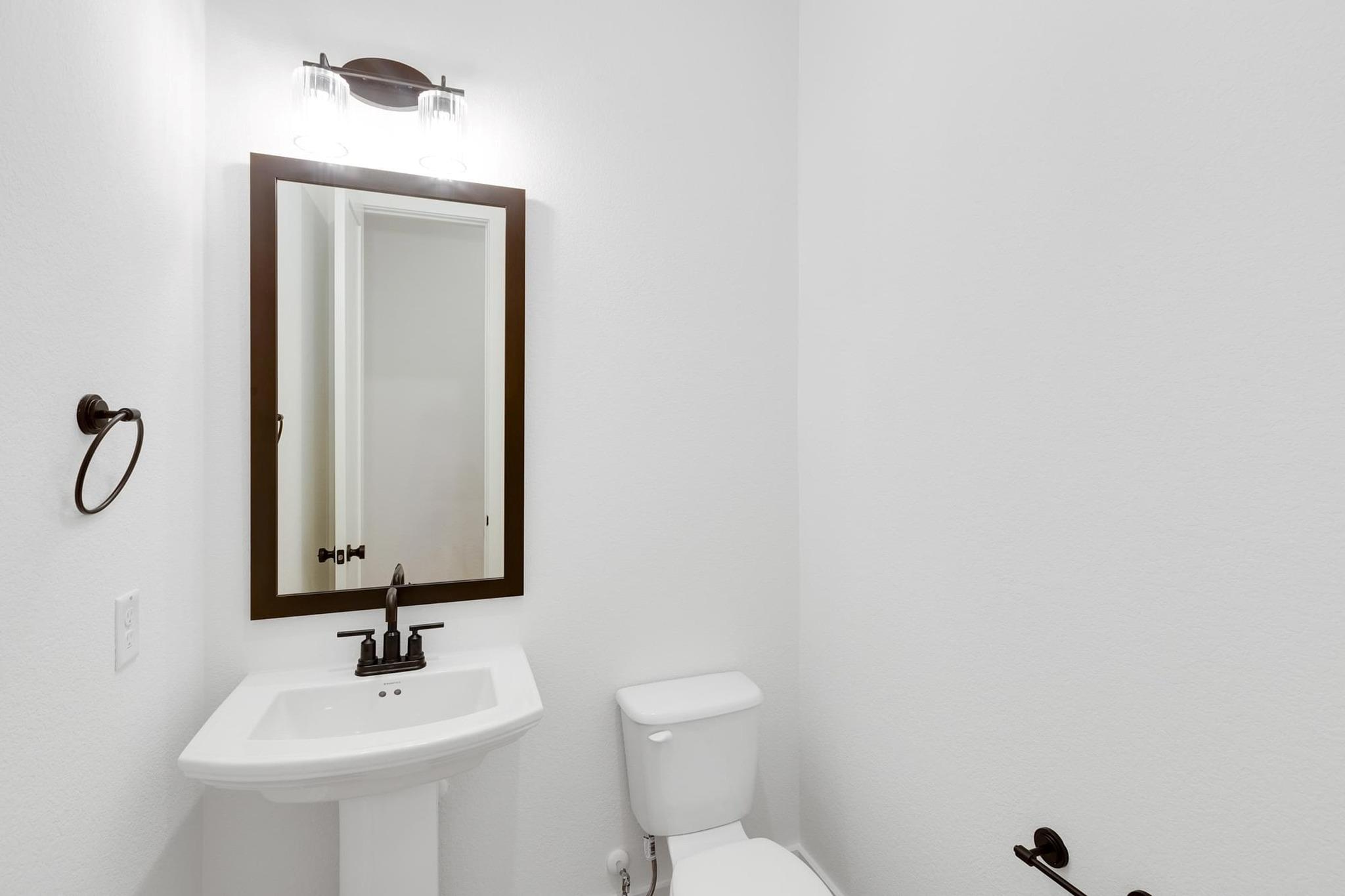 394 Leaning Rock Ridge RDG