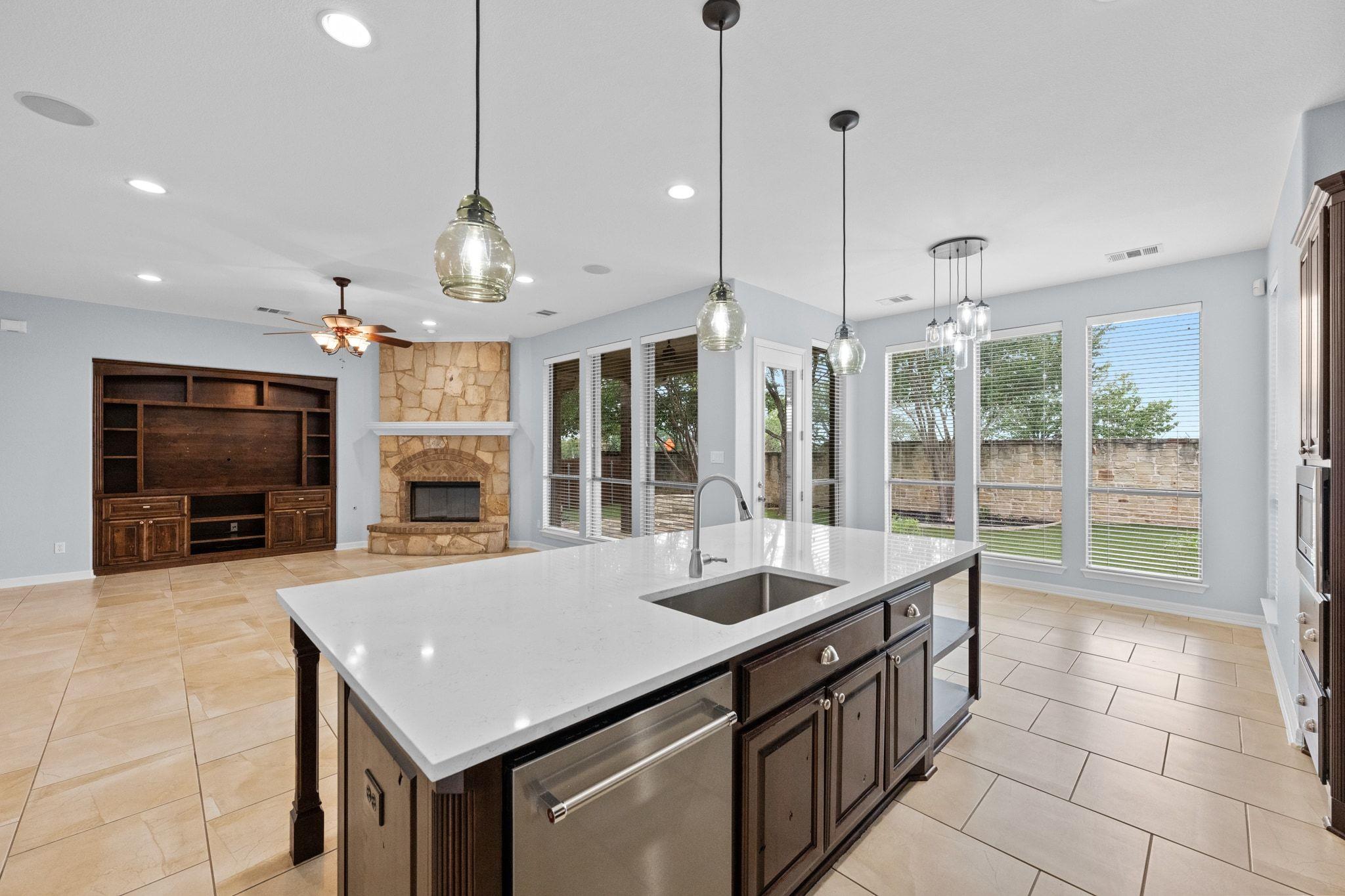 3583 Alexandrite WAY