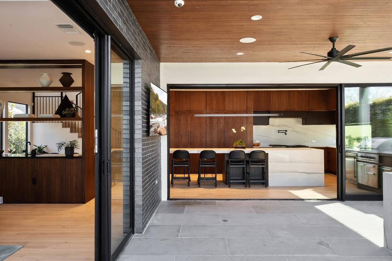 30 Chalmers Ave