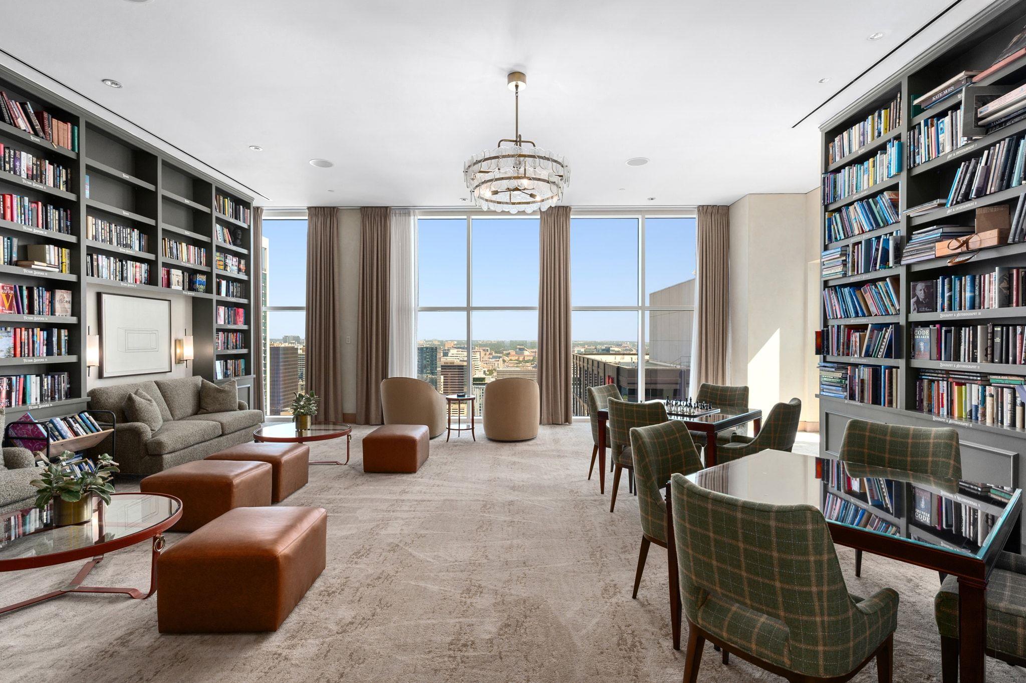 98 San Jacinto BLVD # 904