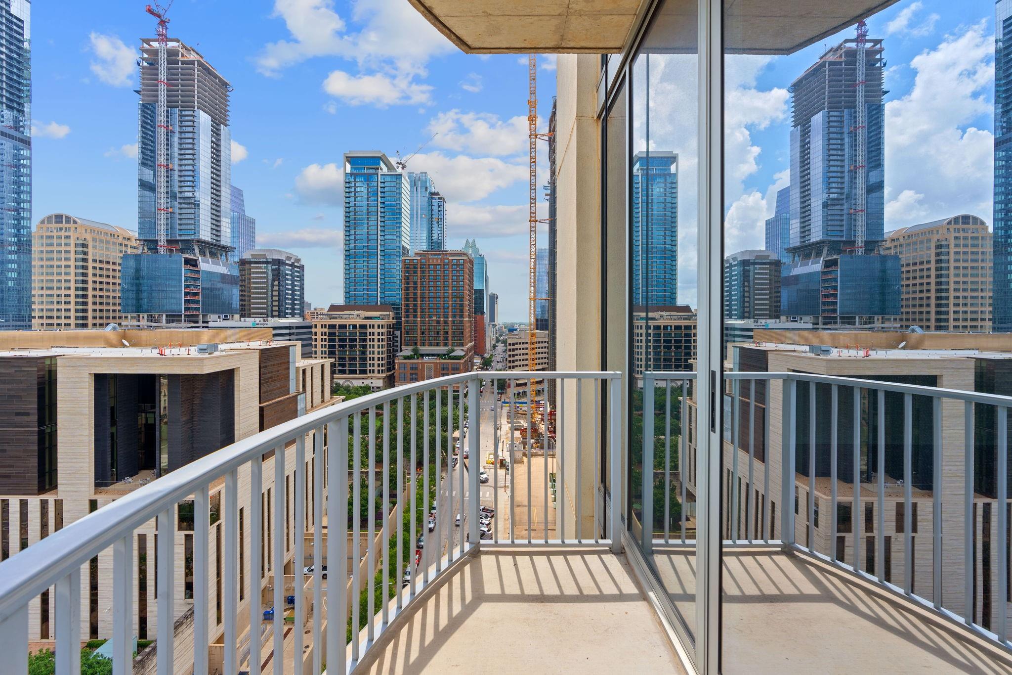 360 Nueces ST # 1518
