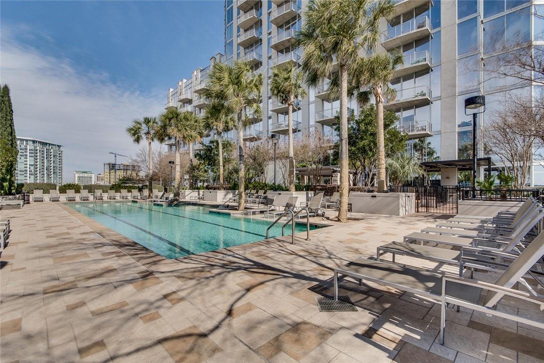 360 Nueces ST # 1210